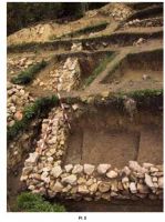 Chronicle of the Archaeological Excavations in Romania, 2001 Campaign. Report no. 188, Roşia Montană, Cârnic (Piatra Corbului).<br /> Sector Piese-inventar-necropola.<br /><a href='CronicaCAfotografii/2001/188/hop-botar-mnir-6.jpg' target=_blank>Display the same picture in a new window</a>
