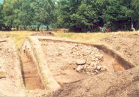 Chronicle of the Archaeological Excavations in Romania, 2002 Campaign. Report no. 2, Gura Cornei, Valea Seliştei.<br /> Sector foto.<br /><a href='CronicaCAfotografii/2002/002/foto/21-pl-xxi-29.jpg' target=_blank>Display the same picture in a new window</a>. Title: foto