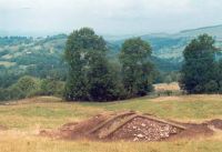 Chronicle of the Archaeological Excavations in Romania, 2002 Campaign. Report no. 2, Gura Cornei, Valea Seliştei.<br /> Sector foto.<br /><a href='CronicaCAfotografii/2002/002/foto/22-pl-xxii-31.jpg' target=_blank>Display the same picture in a new window</a>. Title: foto