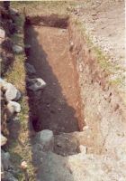 Chronicle of the Archaeological Excavations in Romania, 2002 Campaign. Report no. 2, Gura Cornei, Valea Seliştei.<br /> Sector foto.<br /><a href='CronicaCAfotografii/2002/002/foto/31-pl-xxxi-51.jpg' target=_blank>Display the same picture in a new window</a>. Title: foto