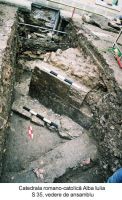 Chronicle of the Archaeological Excavations in Romania, 2003 Campaign. Report no. 12, Alba Iulia, Palatul Episcopal<br /><a href='CronicaCAfotografii/2003/012/ab-catedrala-s-35-v-de-n.jpg' target=_blank>Display the same picture in a new window</a>