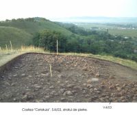 Cronica Cercetărilor Arheologice din România, Campania 2003. Raportul nr. 61, Costişa, Dealul Cetăţuia<br /><a href='CronicaCAfotografii/2003/061/Costisa-Cetatuia-2.jpg' target=_blank>Priveşte aceeaşi imagine într-o fereastră nouă</a>
