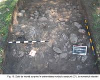 Chronicle of the Archaeological Excavations in Romania, 2003 Campaign. Report no. 172, Sântimbru, Biserica Reformată<br /><a href='CronicaCAfotografii/2003/172/santimbru-biserica-reformata-10.JPG' target=_blank>Display the same picture in a new window</a>