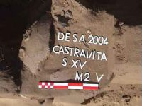 Chronicle of the Archaeological Excavations in Romania, 2004 Campaign. Report no. 88, Desa, La ruptură<br /><a href='CronicaCAfotografii/2004/088/rsz-8.jpg' target=_blank>Display the same picture in a new window</a>