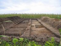 Cronica Cercetărilor Arheologice din România, Campania 2004. Raportul nr. 100, Fulgeriş, La Trei Cireşi (Dealul Fulgeriş).<br /> Sectorul Ilustratie.<br /><a href='CronicaCAfotografii/2004/100/rsz-5.jpg' target=_blank>Priveşte aceeaşi imagine într-o fereastră nouă</a>