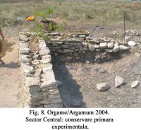 Chronicle of the Archaeological Excavations in Romania, 2004 Campaign. Report no. 129, Jurilovca, Capul Dolojman.<br /> Sector 02-poze-sector-central.<br /><a href='CronicaCAfotografii/2004/129/rsz-11.jpg' target=_blank>Display the same picture in a new window</a>
