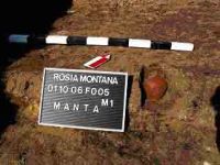 Chronicle of the Archaeological Excavations in Romania, 2004 Campaign. Report no. 189, Roşia Montană, Tăul Secuilor (Pârâul Porcului)<br /><a href='CronicaCAfotografii/2004/189/rsz-11.jpg' target=_blank>Display the same picture in a new window</a>