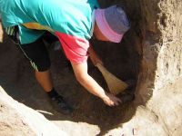 Cronica Cercetărilor Arheologice din România, Campania 2005. Raportul nr. 159, Dulceşti, Ferma legumicolă<br /><a href='CronicaCAfotografii/2005/159/rsz-1.jpg' target=_blank>Priveşte aceeaşi imagine într-o fereastră nouă</a>