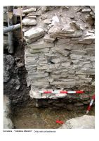 Cronica Cercetărilor Arheologice din România, Campania 2007. Raportul nr. 57, Covasna, Cetatea Zânelor (Muntele Cetăţii, Valea Zânelor, Dealul Zânelor)<br /><a href='CronicaCAfotografii/2007/057-COVASNA-CV-CetZanelor-C/colt-bastion.jpg' target=_blank>Priveşte aceeaşi imagine într-o fereastră nouă</a>