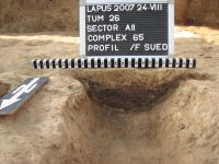 Cronica Cercetărilor Arheologice din România, Campania 2007. Raportul nr. 90, Lăpuş, Podanc („Podul Hotarului”)<br /><a href='CronicaCAfotografii/2007/090-LAPUS-MM-Podanc-C/fig-3.jpg' target=_blank>Priveşte aceeaşi imagine într-o fereastră nouă</a>