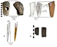 Cronica Cercetărilor Arheologice din România, Campania 2008. Raportul nr. 38, Isaiia, Balta Popii<br /><a href='CronicaCAfotografii/2008/038/9-obiecte-de-corn-si-os.jpg' target=_blank>Priveşte aceeaşi imagine într-o fereastră nouă</a>