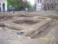 Chronicle of the Archaeological Excavations in Romania, 2009 Campaign. Report no. 121, Focşani, Grădina Publică<br /><a href='CronicaCAfotografii/2009/preventive/121/FOCSANI-VN-Piata-Unirii02.JPG' target=_blank>Display the same picture in a new window</a>