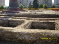 Chronicle of the Archaeological Excavations in Romania, 2009 Campaign. Report no. 121, Focşani, Grădina Publică<br /><a href='CronicaCAfotografii/2009/preventive/121/FOCSANI-VN-Piata-Unirii11.JPG' target=_blank>Display the same picture in a new window</a>