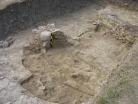 Cronica Cercetărilor Arheologice din România, Campania 2009. Raportul nr. 51, Pantelimon, Cetate<br /><a href='CronicaCAfotografii/2009/sistematice/051/bazilica-anexa-de-n-cu-absidiola-demantelare-profunda.JPG' target=_blank>Priveşte aceeaşi imagine într-o fereastră nouă</a>