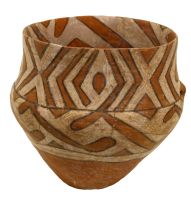 Cronica Cercetărilor Arheologice din România, Campania 2009. Raportul nr. 58, Poduri, Dealul Ghindarului (Rusăieşti)<br /><a href='CronicaCAfotografii/2009/sistematice/058/1Vasul-din-groapa2-2009.jpg' target=_blank>Priveşte aceeaşi imagine într-o fereastră nouă</a>