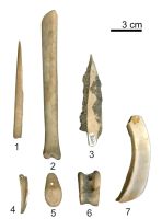 Cronica Cercetărilor Arheologice din România, Campania 2009. Raportul nr. 77, Păuleni-Ciuc, Dâmbul Cetăţii (Dealul Cetăţii, Vardomb).<br /> Sectorul album2.<br /><a href='CronicaCAfotografii/2009/sistematice/077/Sztancs-Beldiman-Soimeni-2.jpg' target=_blank>Priveşte aceeaşi imagine într-o fereastră nouă</a>