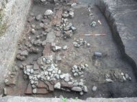 Cronica Cercetărilor Arheologice din România, Campania 2011. Raportul nr. 82, Târgu Mureş, Cetate (Cetatea medievală, Dealul Cetăţii)<br /><a href='CronicaCAfotografii/2011/082/bc4casa1.jpg' target=_blank>Priveşte aceeaşi imagine într-o fereastră nouă</a>