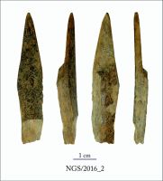 Cronica Cercetărilor Arheologice din România, Campania 2016. Raportul nr. 109, Negrileşti, Şcoala Generală (La Punte, Pin, Curtea Şcolii).<br /> Sectorul 2-Industria-materiilor-dure-animale.<br /><a href='CronicaCAfotografii/2016/109-Negrilesti-GL-Punct-Negrilesti-Curtea-scolii/2-Industria-materiilor-dure-animale/2.jpg' target=_blank>Priveşte aceeaşi imagine într-o fereastră nouă</a>. Titlu: 2-Industria-materiilor-dure-animale