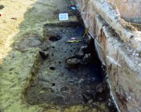 Cronica Cercetărilor Arheologice din România, Campania 2017. Raportul nr. 81, Constanţa, Cartier Medeea<br /><a href='CronicaCAfotografii/2017/02-Cercetari-preventive/081-4-CT-str-Industriala-nr-6-lot-1/5-c7-locuinta-medievala.JPG' target=_blank>Priveşte aceeaşi imagine într-o fereastră nouă</a>