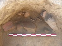 Cronica Cercetărilor Arheologice din România, Campania 2017. Raportul nr. 214, Pantelimon, Cetate<br /><a href='CronicaCAfotografii/2017/rest-sapaturi-nepublicate/214-Pantelimonu-de-Sus-Constanta-Basilica/6-sud-groapa-n3-cu-oase-umane-in-situ.JPG' target=_blank>Priveşte aceeaşi imagine într-o fereastră nouă</a>