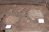 Cronica Cercetărilor Arheologice din România, Campania 2018. Raportul nr. 117, Negrileşti, Şcoala Generală (La Punte, Pin, Curtea Şcolii).<br /> Sectorul Foto.<br /><a href='CronicaCAfotografii/2018/2-preventive/117-Negrilesti-curtea-scolii-GL-p/Foto/fig-4-1-pl15-4.jpg' target=_blank>Priveşte aceeaşi imagine într-o fereastră nouă</a>. Titlu: Foto