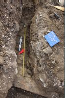 Chronicle of the Archaeological Excavations in Romania, 2020 Campaign. Report no. 36, Orăştie, Magazin Vulcu<br /><a href='CronicaCAfotografii/2020/01-Sistematice/036-orastie/pl-2-zidul-zb3-orastie-centrul-vechi.JPG' target=_blank>Display the same picture in a new window</a>