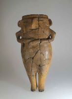 Cronica Cercetărilor Arheologice din România, Campania 2011. Raportul nr. 50, Pietrele, Gorgana<br /><a href='https://ran.cimec.ro/RANatasamente/i1/D0EC91B22D7B494C9C34CC32D985D01F.jpg' target=_blank>Priveşte aceeaşi imagine într-o fereastră nouă</a>. Titlu: Vas antropomorf