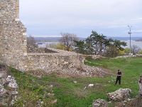 Cronica Cercetărilor Arheologice din România, Campania 2011. Raportul nr. 114, Drobeta-Turnu Severin, Parcul General Dragalina (Zeren; Zeuriuenses; Zwun)<br /><a href='CronicaCAfotografii/2011/114/plansa-xx.jpg' target=_blank>Priveşte aceeaşi imagine într-o fereastră nouă</a>, Drobeta-Turnu Severin, Parcul General Dragalina (Zeren; Zeuriuenses; Zwun)<br /><a href='https://ran.cimec.ro/RANatasamente/i1/8DA88FCA588D41F89C7339A7E926C845.jpg' target=_blank>Priveşte aceeaşi imagine într-o fereastră nouă</a>. Titlu: 1. Inel din argint cu inscripție, secolele XIV-XV. 2. Cămașă de zale din fier, secolul al XV-lea. 3 - Fotografie din timpul descoperirii tezaurului monetar compus din 159 de monede de argint, din 2011.. Sursa: Marian Iulian Neagoe, Cetatea medievală a Severinului, centru de putere la Porțile de Fier, MJM, Craiova, 2021, pp. 28-29, 165, planșa XXX/1, 2, 3, p. 194, Drobeta-Turnu Severin, Parcul General Dragalina (Zeren; Zeuriuenses; Zwun)<br /><a href='https://ran.cimec.ro/RANatasamente/i1/6E16DBA227134F4F868AB263468C32E3.jpg' target=_blank>Priveşte aceeaşi imagine într-o fereastră nouă</a>. Titlu: Fotografie a suprafeței Sp. V/2011, cercetate în spațiul intermediar de vest dintre incinte. 2. Desen al profilului de sud al suprafeței Sp. V/2011. Sursa: Marian Iulian Neagoe, Cetatea medievală a Severinului, centru de putere la Porțile de Fier, MJM, Craiova, 2021, pp. 28-29, 165, planșa VII/1, 2, p. 171, Drobeta-Turnu Severin, Parcul General Dragalina (Zeren; Zeuriuenses; Zwun)<br /><a href='https://ran.cimec.ro/RANatasamente/i1/DE66F1E8B8B8441A866EC68574A8DEA0.jpg' target=_blank>Priveşte aceeaşi imagine într-o fereastră nouă</a>. Titlu: Fotografie a suprafeței Sp. VII/2011, cercetate în spațiul de vest dintre incinte. 2 - Fotografie cu profilul de nord suprafeței Sp. VII/2011. Sursa: Marian Iulian Neagoe, Cetatea medievală a Severinului, centru de putere la Porțile de Fier, MJM, Craiova, 2021, pp. 28-29, 165, planșa VIII/1,2, p. 172, Drobeta-Turnu Severin, Parcul General Dragalina (Zeren; Zeuriuenses; Zwun)<br /><a href='https://ran.cimec.ro/RANatasamente/i1/44DDB4003B7F49A1A7C77B261CF48551.jpg' target=_blank>Priveşte aceeaşi imagine într-o fereastră nouă</a>. Titlu: Fotografie cu turnul de poartă de pe latura nordică a primei incinte (Sp. IX/2011). 2 - Desenul profilului de nord al suprafeței Sp. IX/2011. Sursa: Marian Iulian Neagoe, Cetatea medievală a Severinului, centru de putere la Porțile de Fier, MJM, Craiova, 2021, pp. 28-29, 165, planșa IX/1,2, p. 173, Drobeta-Turnu Severin, Parcul General Dragalina (Zeren; Zeuriuenses; Zwun)<br /><a href='https://ran.cimec.ro/RANatasamente/i1/99F321ECC4B449719BEFF5BFEFA7B369.jpg' target=_blank>Priveşte aceeaşi imagine într-o fereastră nouă</a>. Titlu: Planul Cetății Severinului - ultimele cercetări arheologice. Sursa: Marian Iulian Neagoe, Cetatea medievală a Severinului, centru de putere la Porțile de Fier, MJM, Craiova, 2021, pp. 28-29, 165, planșa IV, p. 170, Drobeta-Turnu Severin, Parcul General Dragalina (Zeren; Zeuriuenses; Zwun)<br /><a href='https://ran.cimec.ro/RANatasamente/i1/9B59A34E955A45ABB2ED8C1111841DB6.jpg' target=_blank>Priveşte aceeaşi imagine într-o fereastră nouă</a>. Titlu: Planul turnului intermediar de est al incintei interioare, cu ruinele bisericilor I-II și amplasarea mormintelor descoperite în 1939-1940, 2011 și 2013. Sursa: Marian Iulian Neagoe, Cetatea medievală a Severinului, centru de putere la Porțile de Fier, MJM, Craiova, 2021, pp. 28-29, 165, planșa X, p. 174, Drobeta-Turnu Severin, Parcul General Dragalina (Zeren; Zeuriuenses; Zwun)<br /><a href='https://ran.cimec.ro/RANatasamente/i1/CF058F8C276D4A1F9EA598077034D0E2.jpg' target=_blank>Priveşte aceeaşi imagine într-o fereastră nouă</a>. Titlu: Ruinele Cetății Severinului. Sursa: Marian Iulian Neagoe, Cetatea medievală a Severinului, centru de putere la Porțile de Fier, MJM, Craiova, 2021, pp. 28-29, 165, planșa IV/2, p. 168, Drobeta-Turnu Severin, Parcul General Dragalina (Zeren; Zeuriuenses; Zwun)<br /><a href='https://ran.cimec.ro/RANatasamente/i2/98DE2E8C636A45F798707E1A5417D422.jpg' target=_blank>Priveşte aceeaşi imagine într-o fereastră nouă</a>. Autor: Crăciunescu Gabriel etl all. Titlu: Artefacte descoperite în timpul cercetărilor din 2011. Sursa: Gabriel Crăciunescu, Marin Iulian Neagoe, Oana Minodora Neagoe, Raport de cercetare arheologică, situl „Cetatea Severinului, Muzeul Regiunii Porților de Fier, Drobeta Turnu Severin, 28.07.2011, Drobeta-Turnu Severin, Parcul General Dragalina (Zeren; Zeuriuenses; Zwun)<br /><a href='https://ran.cimec.ro/RANatasamente/i2/3104BC85CA1C4739867BE6D67F62F06D.jpg' target=_blank>Priveşte aceeaşi imagine într-o fereastră nouă</a>. Autor: Crăciunescu Gabriel etl all. Titlu: Artefacte din bronz descoperite în 2011. Sursa: Gabriel Crăciunescu, Marin Iulian Neagoe, Oana Minodora Neagoe, Raport de cercetare arheologică, situl „Cetatea Severinului, Muzeul Regiunii Porților de Fier, Drobeta Turnu Severin, 28.07.2011, Drobeta-Turnu Severin, Parcul General Dragalina (Zeren; Zeuriuenses; Zwun)<br /><a href='https://ran.cimec.ro/RANatasamente/i2/5A207B29CA8A4224A9843FF32D442143.jpg' target=_blank>Priveşte aceeaşi imagine într-o fereastră nouă</a>. Autor: Crăciunescu Gabriel etl all. Titlu: Artefacte din fier. Sursa: Gabriel Crăciunescu, Marin Iulian Neagoe, Oana Minodora Neagoe, Raport de cercetare arheologică, situl „Cetatea Severinului, Muzeul Regiunii Porților de Fier, Drobeta Turnu Severin, 28.07.2011, Drobeta-Turnu Severin, Parcul General Dragalina (Zeren; Zeuriuenses; Zwun)<br /><a href='https://ran.cimec.ro/RANatasamente/i2/4028B464A91C41AEAD07D0FB4ACB176E.jpg' target=_blank>Priveşte aceeaşi imagine într-o fereastră nouă</a>. Autor: Crăciunescu Gabriel etl all. Titlu: Artefacte din fier. Sursa: Gabriel Crăciunescu, Marin Iulian Neagoe, Oana Minodora Neagoe, Raport de cercetare arheologică, situl „Cetatea Severinului, Muzeul Regiunii Porților de Fier, Drobeta Turnu Severin, 28.07.2011, Drobeta-Turnu Severin, Parcul General Dragalina (Zeren; Zeuriuenses; Zwun)<br /><a href='https://ran.cimec.ro/RANatasamente/i2/52C73A3BE46C4D198996D78E798F5C80.jpg' target=_blank>Priveşte aceeaşi imagine într-o fereastră nouă</a>. Autor: Crăciunescu Gabriel etl all. Titlu: Artefacte din fier descoperite în 2011. Sursa: Gabriel Crăciunescu, Marin Iulian Neagoe, Oana Minodora Neagoe, Raport de cercetare arheologică, situl „Cetatea Severinului, Muzeul Regiunii Porților de Fier, Drobeta Turnu Severin, 28.07.2011, Drobeta-Turnu Severin, Parcul General Dragalina (Zeren; Zeuriuenses; Zwun)<br /><a href='https://ran.cimec.ro/RANatasamente/i2/80A2E4DD53D24680AFF56EB33448ED91.jpg' target=_blank>Priveşte aceeaşi imagine într-o fereastră nouă</a>. Autor: Crăciunescu Gabriel etl all. Titlu: Artefacte din fier descoperite în 2011. Sursa: Gabriel Crăciunescu, Marin Iulian Neagoe, Oana Minodora Neagoe, Raport de cercetare arheologică, situl „Cetatea Severinului, Muzeul Regiunii Porților de Fier, Drobeta Turnu Severin, 28.07.2011, Drobeta-Turnu Severin, Parcul General Dragalina (Zeren; Zeuriuenses; Zwun)<br /><a href='https://ran.cimec.ro/RANatasamente/i2/2CDA62FB5C474C8AAC5BFD0CCC64AEF3.jpg' target=_blank>Priveşte aceeaşi imagine într-o fereastră nouă</a>. Autor: Crăciunescu Gabriel etl all. Titlu: Artefacte din fier descoperite în 2011. Sursa: Gabriel Crăciunescu, Marin Iulian Neagoe, Oana Minodora Neagoe, Raport de cercetare arheologică, situl „Cetatea Severinului, Muzeul Regiunii Porților de Fier, Drobeta Turnu Severin, 28.07.2011, Drobeta-Turnu Severin, Parcul General Dragalina (Zeren; Zeuriuenses; Zwun)<br /><a href='https://ran.cimec.ro/RANatasamente/i2/E1F8A93AF6E34BD585D4D1B8C9E66654.jpg' target=_blank>Priveşte aceeaşi imagine într-o fereastră nouă</a>. Autor: Crăciunescu Gabriel etl all. Titlu: Artefacte din os. Sursa: Gabriel Crăciunescu, Marin Iulian Neagoe, Oana Minodora Neagoe, Raport de cercetare arheologică, situl „Cetatea Severinului, Muzeul Regiunii Porților de Fier, Drobeta Turnu Severin, 28.07.2011, Drobeta-Turnu Severin, Parcul General Dragalina (Zeren; Zeuriuenses; Zwun)<br /><a href='https://ran.cimec.ro/RANatasamente/i2/6CA8419AE73D48E3885162BEB24776A1.jpg' target=_blank>Priveşte aceeaşi imagine într-o fereastră nouă</a>. Autor: Crăciunescu Gabriel etl all. Titlu: Ceramică medievală. Sursa: Gabriel Crăciunescu, Marin Iulian Neagoe, Oana Minodora Neagoe, Raport de cercetare arheologică, situl „Cetatea Severinului, Muzeul Regiunii Porților de Fier, Drobeta Turnu Severin, 28.07.2011, Drobeta-Turnu Severin, Parcul General Dragalina (Zeren; Zeuriuenses; Zwun)<br /><a href='https://ran.cimec.ro/RANatasamente/i2/647DEE49018E4ABF9DE1181F69B58F62.jpg' target=_blank>Priveşte aceeaşi imagine într-o fereastră nouă</a>. Autor: Crăciunescu Gabriel etl all. Titlu: Ceramică medievală. Sursa: Gabriel Crăciunescu, Marin Iulian Neagoe, Oana Minodora Neagoe, Raport de cercetare arheologică, situl „Cetatea Severinului, Muzeul Regiunii Porților de Fier, Drobeta Turnu Severin, 28.07.2011, Drobeta-Turnu Severin, Parcul General Dragalina (Zeren; Zeuriuenses; Zwun)<br /><a href='https://ran.cimec.ro/RANatasamente/i2/B8FEBC213EB94F348E734B41A0FFFEC6.jpg' target=_blank>Priveşte aceeaşi imagine într-o fereastră nouă</a>. Autor: Crăciunescu Gabriel etl all. Titlu: Ceramică medievală. Sursa: Gabriel Crăciunescu, Marin Iulian Neagoe, Oana Minodora Neagoe, Raport de cercetare arheologică, situl „Cetatea Severinului, Muzeul Regiunii Porților de Fier, Drobeta Turnu Severin, 28.07.2011, Drobeta-Turnu Severin, Parcul General Dragalina (Zeren; Zeuriuenses; Zwun)<br /><a href='https://ran.cimec.ro/RANatasamente/i2/0679FBA7D1A34E518E4C0A3417695CAC.jpg' target=_blank>Priveşte aceeaşi imagine într-o fereastră nouă</a>. Autor: Crăciunescu Gabriel etl all. Titlu: Ceramică medievală descoperită în 2011. Sursa: Gabriel Crăciunescu, Marin Iulian Neagoe, Oana Minodora Neagoe, Raport de cercetare arheologică, situl „Cetatea Severinului, Muzeul Regiunii Porților de Fier, Drobeta Turnu Severin, 28.07.2011, Drobeta-Turnu Severin, Parcul General Dragalina (Zeren; Zeuriuenses; Zwun)<br /><a href='https://ran.cimec.ro/RANatasamente/i2/A6A9CF68A2EC4EE684D7B4881E10434A.jpg' target=_blank>Priveşte aceeaşi imagine într-o fereastră nouă</a>. Autor: Crăciunescu Gabriel etl all. Titlu: Ceramică medievală descoperită în 2011. Sursa: Gabriel Crăciunescu, Marin Iulian Neagoe, Oana Minodora Neagoe, Raport de cercetare arheologică, situl „Cetatea Severinului, Muzeul Regiunii Porților de Fier, Drobeta Turnu Severin, 28.07.2011, Drobeta-Turnu Severin, Parcul General Dragalina (Zeren; Zeuriuenses; Zwun)<br /><a href='https://ran.cimec.ro/RANatasamente/i2/53DF13AE9CB04E25B8D7FC92ACF06644.jpg' target=_blank>Priveşte aceeaşi imagine într-o fereastră nouă</a>. Autor: Crăciunescu Gabriel etl all. Titlu: Ceramică medievală descoperită în 2011. Sursa: Gabriel Crăciunescu, Marin Iulian Neagoe, Oana Minodora Neagoe, Raport de cercetare arheologică, situl „Cetatea Severinului, Muzeul Regiunii Porților de Fier, Drobeta Turnu Severin, 28.07.2011, Drobeta-Turnu Severin, Parcul General Dragalina (Zeren; Zeuriuenses; Zwun)<br /><a href='https://ran.cimec.ro/RANatasamente/i2/124896545A6D4B63BBD0B20247D5F5C7.jpg' target=_blank>Priveşte aceeaşi imagine într-o fereastră nouă</a>. Autor: Crăciunescu Gabriel etl all. Titlu: Ceramică medievală descoperită în 2011. Sursa: Gabriel Crăciunescu, Marin Iulian Neagoe, Oana Minodora Neagoe, Raport de cercetare arheologică, situl „Cetatea Severinului, Muzeul Regiunii Porților de Fier, Drobeta Turnu Severin, 28.07.2011, Drobeta-Turnu Severin, Parcul General Dragalina (Zeren; Zeuriuenses; Zwun)<br /><a href='https://ran.cimec.ro/RANatasamente/i2/A42492F9C1054CF9ACA2A4D8E7F1D831.jpg' target=_blank>Priveşte aceeaşi imagine într-o fereastră nouă</a>. Autor: Crăciunescu Gabriel etl all. Titlu: Ceramică medievală descoperită în 2011. Sursa: Gabriel Crăciunescu, Marin Iulian Neagoe, Oana Minodora Neagoe, Raport de cercetare arheologică, situl „Cetatea Severinului, Muzeul Regiunii Porților de Fier, Drobeta Turnu Severin, 28.07.2011, Drobeta-Turnu Severin, Parcul General Dragalina (Zeren; Zeuriuenses; Zwun)<br /><a href='https://ran.cimec.ro/RANatasamente/i2/79BC6E3E2B8349EAAA5E1BC9A18F75CD.jpg' target=_blank>Priveşte aceeaşi imagine într-o fereastră nouă</a>. Autor: Crăciunescu Gabriel etl all. Titlu: Ceramică medievală descoperită în 2011. Sursa: Gabriel Crăciunescu, Marin Iulian Neagoe, Oana Minodora Neagoe, Raport de cercetare arheologică, situl „Cetatea Severinului, Muzeul Regiunii Porților de Fier, Drobeta Turnu Severin, 28.07.2011, Drobeta-Turnu Severin, Parcul General Dragalina (Zeren; Zeuriuenses; Zwun)<br /><a href='https://ran.cimec.ro/RANatasamente/i2/A76E2D779708437E9D019C82D59B6A6B.jpg' target=_blank>Priveşte aceeaşi imagine într-o fereastră nouă</a>. Autor: Crăciunescu Gabriel etl all. Titlu: Ceramică medievală descoperită în 2011. Sursa: Gabriel Crăciunescu, Marin Iulian Neagoe, Oana Minodora Neagoe, Raport de cercetare arheologică, situl „Cetatea Severinului, Muzeul Regiunii Porților de Fier, Drobeta Turnu Severin, 28.07.2011, Drobeta-Turnu Severin, Parcul General Dragalina (Zeren; Zeuriuenses; Zwun)<br /><a href='https://ran.cimec.ro/RANatasamente/i2/22218E80DD2D436EA5CF2B7646CC58BF.jpg' target=_blank>Priveşte aceeaşi imagine într-o fereastră nouă</a>. Autor: Crăciunescu Gabriel etl all. Titlu: Cercetare magnetometrică. Sursa: Gabriel Crăciunescu, Marin Iulian Neagoe, Oana Minodora Neagoe, Raport de cercetare arheologică, situl „Cetatea Severinului, Muzeul Regiunii Porților de Fier, Drobeta Turnu Severin, 28.07.2011