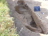 Cronica Cercetărilor Arheologice din România, Campania 2011. Raportul nr. 114, Drobeta-Turnu Severin, Parcul General Dragalina (Zeren; Zeuriuenses; Zwun)<br /><a href='CronicaCAfotografii/2011/114/plansa-xx.jpg' target=_blank>Priveşte aceeaşi imagine într-o fereastră nouă</a>, Drobeta-Turnu Severin, Parcul General Dragalina (Zeren; Zeuriuenses; Zwun)<br /><a href='https://ran.cimec.ro/RANatasamente/i1/8DA88FCA588D41F89C7339A7E926C845.jpg' target=_blank>Priveşte aceeaşi imagine într-o fereastră nouă</a>. Titlu: 1. Inel din argint cu inscripție, secolele XIV-XV. 2. Cămașă de zale din fier, secolul al XV-lea. 3 - Fotografie din timpul descoperirii tezaurului monetar compus din 159 de monede de argint, din 2011.. Sursa: Marian Iulian Neagoe, Cetatea medievală a Severinului, centru de putere la Porțile de Fier, MJM, Craiova, 2021, pp. 28-29, 165, planșa XXX/1, 2, 3, p. 194, Drobeta-Turnu Severin, Parcul General Dragalina (Zeren; Zeuriuenses; Zwun)<br /><a href='https://ran.cimec.ro/RANatasamente/i1/6E16DBA227134F4F868AB263468C32E3.jpg' target=_blank>Priveşte aceeaşi imagine într-o fereastră nouă</a>. Titlu: Fotografie a suprafeței Sp. V/2011, cercetate în spațiul intermediar de vest dintre incinte. 2. Desen al profilului de sud al suprafeței Sp. V/2011. Sursa: Marian Iulian Neagoe, Cetatea medievală a Severinului, centru de putere la Porțile de Fier, MJM, Craiova, 2021, pp. 28-29, 165, planșa VII/1, 2, p. 171, Drobeta-Turnu Severin, Parcul General Dragalina (Zeren; Zeuriuenses; Zwun)<br /><a href='https://ran.cimec.ro/RANatasamente/i1/DE66F1E8B8B8441A866EC68574A8DEA0.jpg' target=_blank>Priveşte aceeaşi imagine într-o fereastră nouă</a>. Titlu: Fotografie a suprafeței Sp. VII/2011, cercetate în spațiul de vest dintre incinte. 2 - Fotografie cu profilul de nord suprafeței Sp. VII/2011. Sursa: Marian Iulian Neagoe, Cetatea medievală a Severinului, centru de putere la Porțile de Fier, MJM, Craiova, 2021, pp. 28-29, 165, planșa VIII/1,2, p. 172, Drobeta-Turnu Severin, Parcul General Dragalina (Zeren; Zeuriuenses; Zwun)<br /><a href='https://ran.cimec.ro/RANatasamente/i1/44DDB4003B7F49A1A7C77B261CF48551.jpg' target=_blank>Priveşte aceeaşi imagine într-o fereastră nouă</a>. Titlu: Fotografie cu turnul de poartă de pe latura nordică a primei incinte (Sp. IX/2011). 2 - Desenul profilului de nord al suprafeței Sp. IX/2011. Sursa: Marian Iulian Neagoe, Cetatea medievală a Severinului, centru de putere la Porțile de Fier, MJM, Craiova, 2021, pp. 28-29, 165, planșa IX/1,2, p. 173, Drobeta-Turnu Severin, Parcul General Dragalina (Zeren; Zeuriuenses; Zwun)<br /><a href='https://ran.cimec.ro/RANatasamente/i1/99F321ECC4B449719BEFF5BFEFA7B369.jpg' target=_blank>Priveşte aceeaşi imagine într-o fereastră nouă</a>. Titlu: Planul Cetății Severinului - ultimele cercetări arheologice. Sursa: Marian Iulian Neagoe, Cetatea medievală a Severinului, centru de putere la Porțile de Fier, MJM, Craiova, 2021, pp. 28-29, 165, planșa IV, p. 170, Drobeta-Turnu Severin, Parcul General Dragalina (Zeren; Zeuriuenses; Zwun)<br /><a href='https://ran.cimec.ro/RANatasamente/i1/9B59A34E955A45ABB2ED8C1111841DB6.jpg' target=_blank>Priveşte aceeaşi imagine într-o fereastră nouă</a>. Titlu: Planul turnului intermediar de est al incintei interioare, cu ruinele bisericilor I-II și amplasarea mormintelor descoperite în 1939-1940, 2011 și 2013. Sursa: Marian Iulian Neagoe, Cetatea medievală a Severinului, centru de putere la Porțile de Fier, MJM, Craiova, 2021, pp. 28-29, 165, planșa X, p. 174, Drobeta-Turnu Severin, Parcul General Dragalina (Zeren; Zeuriuenses; Zwun)<br /><a href='https://ran.cimec.ro/RANatasamente/i1/CF058F8C276D4A1F9EA598077034D0E2.jpg' target=_blank>Priveşte aceeaşi imagine într-o fereastră nouă</a>. Titlu: Ruinele Cetății Severinului. Sursa: Marian Iulian Neagoe, Cetatea medievală a Severinului, centru de putere la Porțile de Fier, MJM, Craiova, 2021, pp. 28-29, 165, planșa IV/2, p. 168, Drobeta-Turnu Severin, Parcul General Dragalina (Zeren; Zeuriuenses; Zwun)<br /><a href='https://ran.cimec.ro/RANatasamente/i2/98DE2E8C636A45F798707E1A5417D422.jpg' target=_blank>Priveşte aceeaşi imagine într-o fereastră nouă</a>. Autor: Crăciunescu Gabriel etl all. Titlu: Artefacte descoperite în timpul cercetărilor din 2011. Sursa: Gabriel Crăciunescu, Marin Iulian Neagoe, Oana Minodora Neagoe, Raport de cercetare arheologică, situl „Cetatea Severinului, Muzeul Regiunii Porților de Fier, Drobeta Turnu Severin, 28.07.2011, Drobeta-Turnu Severin, Parcul General Dragalina (Zeren; Zeuriuenses; Zwun)<br /><a href='https://ran.cimec.ro/RANatasamente/i2/3104BC85CA1C4739867BE6D67F62F06D.jpg' target=_blank>Priveşte aceeaşi imagine într-o fereastră nouă</a>. Autor: Crăciunescu Gabriel etl all. Titlu: Artefacte din bronz descoperite în 2011. Sursa: Gabriel Crăciunescu, Marin Iulian Neagoe, Oana Minodora Neagoe, Raport de cercetare arheologică, situl „Cetatea Severinului, Muzeul Regiunii Porților de Fier, Drobeta Turnu Severin, 28.07.2011, Drobeta-Turnu Severin, Parcul General Dragalina (Zeren; Zeuriuenses; Zwun)<br /><a href='https://ran.cimec.ro/RANatasamente/i2/5A207B29CA8A4224A9843FF32D442143.jpg' target=_blank>Priveşte aceeaşi imagine într-o fereastră nouă</a>. Autor: Crăciunescu Gabriel etl all. Titlu: Artefacte din fier. Sursa: Gabriel Crăciunescu, Marin Iulian Neagoe, Oana Minodora Neagoe, Raport de cercetare arheologică, situl „Cetatea Severinului, Muzeul Regiunii Porților de Fier, Drobeta Turnu Severin, 28.07.2011, Drobeta-Turnu Severin, Parcul General Dragalina (Zeren; Zeuriuenses; Zwun)<br /><a href='https://ran.cimec.ro/RANatasamente/i2/4028B464A91C41AEAD07D0FB4ACB176E.jpg' target=_blank>Priveşte aceeaşi imagine într-o fereastră nouă</a>. Autor: Crăciunescu Gabriel etl all. Titlu: Artefacte din fier. Sursa: Gabriel Crăciunescu, Marin Iulian Neagoe, Oana Minodora Neagoe, Raport de cercetare arheologică, situl „Cetatea Severinului, Muzeul Regiunii Porților de Fier, Drobeta Turnu Severin, 28.07.2011, Drobeta-Turnu Severin, Parcul General Dragalina (Zeren; Zeuriuenses; Zwun)<br /><a href='https://ran.cimec.ro/RANatasamente/i2/52C73A3BE46C4D198996D78E798F5C80.jpg' target=_blank>Priveşte aceeaşi imagine într-o fereastră nouă</a>. Autor: Crăciunescu Gabriel etl all. Titlu: Artefacte din fier descoperite în 2011. Sursa: Gabriel Crăciunescu, Marin Iulian Neagoe, Oana Minodora Neagoe, Raport de cercetare arheologică, situl „Cetatea Severinului, Muzeul Regiunii Porților de Fier, Drobeta Turnu Severin, 28.07.2011, Drobeta-Turnu Severin, Parcul General Dragalina (Zeren; Zeuriuenses; Zwun)<br /><a href='https://ran.cimec.ro/RANatasamente/i2/80A2E4DD53D24680AFF56EB33448ED91.jpg' target=_blank>Priveşte aceeaşi imagine într-o fereastră nouă</a>. Autor: Crăciunescu Gabriel etl all. Titlu: Artefacte din fier descoperite în 2011. Sursa: Gabriel Crăciunescu, Marin Iulian Neagoe, Oana Minodora Neagoe, Raport de cercetare arheologică, situl „Cetatea Severinului, Muzeul Regiunii Porților de Fier, Drobeta Turnu Severin, 28.07.2011, Drobeta-Turnu Severin, Parcul General Dragalina (Zeren; Zeuriuenses; Zwun)<br /><a href='https://ran.cimec.ro/RANatasamente/i2/2CDA62FB5C474C8AAC5BFD0CCC64AEF3.jpg' target=_blank>Priveşte aceeaşi imagine într-o fereastră nouă</a>. Autor: Crăciunescu Gabriel etl all. Titlu: Artefacte din fier descoperite în 2011. Sursa: Gabriel Crăciunescu, Marin Iulian Neagoe, Oana Minodora Neagoe, Raport de cercetare arheologică, situl „Cetatea Severinului, Muzeul Regiunii Porților de Fier, Drobeta Turnu Severin, 28.07.2011, Drobeta-Turnu Severin, Parcul General Dragalina (Zeren; Zeuriuenses; Zwun)<br /><a href='https://ran.cimec.ro/RANatasamente/i2/E1F8A93AF6E34BD585D4D1B8C9E66654.jpg' target=_blank>Priveşte aceeaşi imagine într-o fereastră nouă</a>. Autor: Crăciunescu Gabriel etl all. Titlu: Artefacte din os. Sursa: Gabriel Crăciunescu, Marin Iulian Neagoe, Oana Minodora Neagoe, Raport de cercetare arheologică, situl „Cetatea Severinului, Muzeul Regiunii Porților de Fier, Drobeta Turnu Severin, 28.07.2011, Drobeta-Turnu Severin, Parcul General Dragalina (Zeren; Zeuriuenses; Zwun)<br /><a href='https://ran.cimec.ro/RANatasamente/i2/6CA8419AE73D48E3885162BEB24776A1.jpg' target=_blank>Priveşte aceeaşi imagine într-o fereastră nouă</a>. Autor: Crăciunescu Gabriel etl all. Titlu: Ceramică medievală. Sursa: Gabriel Crăciunescu, Marin Iulian Neagoe, Oana Minodora Neagoe, Raport de cercetare arheologică, situl „Cetatea Severinului, Muzeul Regiunii Porților de Fier, Drobeta Turnu Severin, 28.07.2011, Drobeta-Turnu Severin, Parcul General Dragalina (Zeren; Zeuriuenses; Zwun)<br /><a href='https://ran.cimec.ro/RANatasamente/i2/647DEE49018E4ABF9DE1181F69B58F62.jpg' target=_blank>Priveşte aceeaşi imagine într-o fereastră nouă</a>. Autor: Crăciunescu Gabriel etl all. Titlu: Ceramică medievală. Sursa: Gabriel Crăciunescu, Marin Iulian Neagoe, Oana Minodora Neagoe, Raport de cercetare arheologică, situl „Cetatea Severinului, Muzeul Regiunii Porților de Fier, Drobeta Turnu Severin, 28.07.2011, Drobeta-Turnu Severin, Parcul General Dragalina (Zeren; Zeuriuenses; Zwun)<br /><a href='https://ran.cimec.ro/RANatasamente/i2/B8FEBC213EB94F348E734B41A0FFFEC6.jpg' target=_blank>Priveşte aceeaşi imagine într-o fereastră nouă</a>. Autor: Crăciunescu Gabriel etl all. Titlu: Ceramică medievală. Sursa: Gabriel Crăciunescu, Marin Iulian Neagoe, Oana Minodora Neagoe, Raport de cercetare arheologică, situl „Cetatea Severinului, Muzeul Regiunii Porților de Fier, Drobeta Turnu Severin, 28.07.2011, Drobeta-Turnu Severin, Parcul General Dragalina (Zeren; Zeuriuenses; Zwun)<br /><a href='https://ran.cimec.ro/RANatasamente/i2/0679FBA7D1A34E518E4C0A3417695CAC.jpg' target=_blank>Priveşte aceeaşi imagine într-o fereastră nouă</a>. Autor: Crăciunescu Gabriel etl all. Titlu: Ceramică medievală descoperită în 2011. Sursa: Gabriel Crăciunescu, Marin Iulian Neagoe, Oana Minodora Neagoe, Raport de cercetare arheologică, situl „Cetatea Severinului, Muzeul Regiunii Porților de Fier, Drobeta Turnu Severin, 28.07.2011, Drobeta-Turnu Severin, Parcul General Dragalina (Zeren; Zeuriuenses; Zwun)<br /><a href='https://ran.cimec.ro/RANatasamente/i2/A6A9CF68A2EC4EE684D7B4881E10434A.jpg' target=_blank>Priveşte aceeaşi imagine într-o fereastră nouă</a>. Autor: Crăciunescu Gabriel etl all. Titlu: Ceramică medievală descoperită în 2011. Sursa: Gabriel Crăciunescu, Marin Iulian Neagoe, Oana Minodora Neagoe, Raport de cercetare arheologică, situl „Cetatea Severinului, Muzeul Regiunii Porților de Fier, Drobeta Turnu Severin, 28.07.2011, Drobeta-Turnu Severin, Parcul General Dragalina (Zeren; Zeuriuenses; Zwun)<br /><a href='https://ran.cimec.ro/RANatasamente/i2/53DF13AE9CB04E25B8D7FC92ACF06644.jpg' target=_blank>Priveşte aceeaşi imagine într-o fereastră nouă</a>. Autor: Crăciunescu Gabriel etl all. Titlu: Ceramică medievală descoperită în 2011. Sursa: Gabriel Crăciunescu, Marin Iulian Neagoe, Oana Minodora Neagoe, Raport de cercetare arheologică, situl „Cetatea Severinului, Muzeul Regiunii Porților de Fier, Drobeta Turnu Severin, 28.07.2011, Drobeta-Turnu Severin, Parcul General Dragalina (Zeren; Zeuriuenses; Zwun)<br /><a href='https://ran.cimec.ro/RANatasamente/i2/124896545A6D4B63BBD0B20247D5F5C7.jpg' target=_blank>Priveşte aceeaşi imagine într-o fereastră nouă</a>. Autor: Crăciunescu Gabriel etl all. Titlu: Ceramică medievală descoperită în 2011. Sursa: Gabriel Crăciunescu, Marin Iulian Neagoe, Oana Minodora Neagoe, Raport de cercetare arheologică, situl „Cetatea Severinului, Muzeul Regiunii Porților de Fier, Drobeta Turnu Severin, 28.07.2011, Drobeta-Turnu Severin, Parcul General Dragalina (Zeren; Zeuriuenses; Zwun)<br /><a href='https://ran.cimec.ro/RANatasamente/i2/A42492F9C1054CF9ACA2A4D8E7F1D831.jpg' target=_blank>Priveşte aceeaşi imagine într-o fereastră nouă</a>. Autor: Crăciunescu Gabriel etl all. Titlu: Ceramică medievală descoperită în 2011. Sursa: Gabriel Crăciunescu, Marin Iulian Neagoe, Oana Minodora Neagoe, Raport de cercetare arheologică, situl „Cetatea Severinului, Muzeul Regiunii Porților de Fier, Drobeta Turnu Severin, 28.07.2011, Drobeta-Turnu Severin, Parcul General Dragalina (Zeren; Zeuriuenses; Zwun)<br /><a href='https://ran.cimec.ro/RANatasamente/i2/79BC6E3E2B8349EAAA5E1BC9A18F75CD.jpg' target=_blank>Priveşte aceeaşi imagine într-o fereastră nouă</a>. Autor: Crăciunescu Gabriel etl all. Titlu: Ceramică medievală descoperită în 2011. Sursa: Gabriel Crăciunescu, Marin Iulian Neagoe, Oana Minodora Neagoe, Raport de cercetare arheologică, situl „Cetatea Severinului, Muzeul Regiunii Porților de Fier, Drobeta Turnu Severin, 28.07.2011, Drobeta-Turnu Severin, Parcul General Dragalina (Zeren; Zeuriuenses; Zwun)<br /><a href='https://ran.cimec.ro/RANatasamente/i2/A76E2D779708437E9D019C82D59B6A6B.jpg' target=_blank>Priveşte aceeaşi imagine într-o fereastră nouă</a>. Autor: Crăciunescu Gabriel etl all. Titlu: Ceramică medievală descoperită în 2011. Sursa: Gabriel Crăciunescu, Marin Iulian Neagoe, Oana Minodora Neagoe, Raport de cercetare arheologică, situl „Cetatea Severinului, Muzeul Regiunii Porților de Fier, Drobeta Turnu Severin, 28.07.2011, Drobeta-Turnu Severin, Parcul General Dragalina (Zeren; Zeuriuenses; Zwun)<br /><a href='https://ran.cimec.ro/RANatasamente/i2/22218E80DD2D436EA5CF2B7646CC58BF.jpg' target=_blank>Priveşte aceeaşi imagine într-o fereastră nouă</a>. Autor: Crăciunescu Gabriel etl all. Titlu: Cercetare magnetometrică. Sursa: Gabriel Crăciunescu, Marin Iulian Neagoe, Oana Minodora Neagoe, Raport de cercetare arheologică, situl „Cetatea Severinului, Muzeul Regiunii Porților de Fier, Drobeta Turnu Severin, 28.07.2011, Drobeta-Turnu Severin, Parcul General Dragalina (Zeren; Zeuriuenses; Zwun)<br /><a href='https://ran.cimec.ro/RANatasamente/i2/CE6F320F7E064952ACFE218943E3319A.jpg' target=_blank>Priveşte aceeaşi imagine într-o fereastră nouă</a>. Autor: Crăciunescu Gabriel etl all. Titlu: Cercetare magnetometrică. Sursa: Gabriel Crăciunescu, Marin Iulian Neagoe, Oana Minodora Neagoe, Raport de cercetare arheologică, situl „Cetatea Severinului, Muzeul Regiunii Porților de Fier, Drobeta Turnu Severin, 28.07.2011, Drobeta-Turnu Severin, Parcul General Dragalina (Zeren; Zeuriuenses; Zwun)<br /><a href='https://ran.cimec.ro/RANatasamente/i2/34C6D66F48B74F0790782E0E448D0432.jpg' target=_blank>Priveşte aceeaşi imagine într-o fereastră nouă</a>. Autor: Crăciunescu Gabriel etl all. Titlu: Fântână. Sursa: Gabriel Crăciunescu, Marin Iulian Neagoe, Oana Minodora Neagoe, Raport de cercetare arheologică, situl „Cetatea Severinului, Muzeul Regiunii Porților de Fier, Drobeta Turnu Severin, 28.07.2011, Drobeta-Turnu Severin, Parcul General Dragalina (Zeren; Zeuriuenses; Zwun)<br /><a href='https://ran.cimec.ro/RANatasamente/i2/1CAF8105A87940089D4CB506D34DC861.jpg' target=_blank>Priveşte aceeaşi imagine într-o fereastră nouă</a>. Autor: Crăciunescu Gabriel etl all. Titlu: Fotografie de complex arheologic. Sursa: Gabriel Crăciunescu, Marin Iulian Neagoe, Oana Minodora Neagoe, Raport de cercetare arheologică, situl „Cetatea Severinului, Muzeul Regiunii Porților de Fier, Drobeta Turnu Severin, 28.07.2011, Drobeta-Turnu Severin, Parcul General Dragalina (Zeren; Zeuriuenses; Zwun)<br /><a href='https://ran.cimec.ro/RANatasamente/i2/9E23AC268FB94B519529D8EFB2B612D5.jpg' target=_blank>Priveşte aceeaşi imagine într-o fereastră nouă</a>. Autor: Crăciunescu Gabriel etl all. Titlu: Fotografie de complex arheologic. Sursa: Gabriel Crăciunescu, Marin Iulian Neagoe, Oana Minodora Neagoe, Raport de cercetare arheologică, situl „Cetatea Severinului, Muzeul Regiunii Porților de Fier, Drobeta Turnu Severin, 28.07.2011