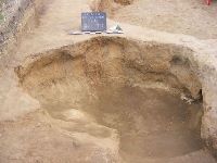 Cronica Cercetărilor Arheologice din România, Campania 2011. Raportul nr. 114, Drobeta-Turnu Severin, Parcul General Dragalina (Zeren; Zeuriuenses; Zwun)<br /><a href='CronicaCAfotografii/2011/114/plansa-xx.jpg' target=_blank>Priveşte aceeaşi imagine într-o fereastră nouă</a>, Drobeta-Turnu Severin, Parcul General Dragalina (Zeren; Zeuriuenses; Zwun)<br /><a href='https://ran.cimec.ro/RANatasamente/i1/8DA88FCA588D41F89C7339A7E926C845.jpg' target=_blank>Priveşte aceeaşi imagine într-o fereastră nouă</a>. Titlu: 1. Inel din argint cu inscripție, secolele XIV-XV. 2. Cămașă de zale din fier, secolul al XV-lea. 3 - Fotografie din timpul descoperirii tezaurului monetar compus din 159 de monede de argint, din 2011.. Sursa: Marian Iulian Neagoe, Cetatea medievală a Severinului, centru de putere la Porțile de Fier, MJM, Craiova, 2021, pp. 28-29, 165, planșa XXX/1, 2, 3, p. 194, Drobeta-Turnu Severin, Parcul General Dragalina (Zeren; Zeuriuenses; Zwun)<br /><a href='https://ran.cimec.ro/RANatasamente/i1/6E16DBA227134F4F868AB263468C32E3.jpg' target=_blank>Priveşte aceeaşi imagine într-o fereastră nouă</a>. Titlu: Fotografie a suprafeței Sp. V/2011, cercetate în spațiul intermediar de vest dintre incinte. 2. Desen al profilului de sud al suprafeței Sp. V/2011. Sursa: Marian Iulian Neagoe, Cetatea medievală a Severinului, centru de putere la Porțile de Fier, MJM, Craiova, 2021, pp. 28-29, 165, planșa VII/1, 2, p. 171, Drobeta-Turnu Severin, Parcul General Dragalina (Zeren; Zeuriuenses; Zwun)<br /><a href='https://ran.cimec.ro/RANatasamente/i1/DE66F1E8B8B8441A866EC68574A8DEA0.jpg' target=_blank>Priveşte aceeaşi imagine într-o fereastră nouă</a>. Titlu: Fotografie a suprafeței Sp. VII/2011, cercetate în spațiul de vest dintre incinte. 2 - Fotografie cu profilul de nord suprafeței Sp. VII/2011. Sursa: Marian Iulian Neagoe, Cetatea medievală a Severinului, centru de putere la Porțile de Fier, MJM, Craiova, 2021, pp. 28-29, 165, planșa VIII/1,2, p. 172, Drobeta-Turnu Severin, Parcul General Dragalina (Zeren; Zeuriuenses; Zwun)<br /><a href='https://ran.cimec.ro/RANatasamente/i1/44DDB4003B7F49A1A7C77B261CF48551.jpg' target=_blank>Priveşte aceeaşi imagine într-o fereastră nouă</a>. Titlu: Fotografie cu turnul de poartă de pe latura nordică a primei incinte (Sp. IX/2011). 2 - Desenul profilului de nord al suprafeței Sp. IX/2011. Sursa: Marian Iulian Neagoe, Cetatea medievală a Severinului, centru de putere la Porțile de Fier, MJM, Craiova, 2021, pp. 28-29, 165, planșa IX/1,2, p. 173, Drobeta-Turnu Severin, Parcul General Dragalina (Zeren; Zeuriuenses; Zwun)<br /><a href='https://ran.cimec.ro/RANatasamente/i1/99F321ECC4B449719BEFF5BFEFA7B369.jpg' target=_blank>Priveşte aceeaşi imagine într-o fereastră nouă</a>. Titlu: Planul Cetății Severinului - ultimele cercetări arheologice. Sursa: Marian Iulian Neagoe, Cetatea medievală a Severinului, centru de putere la Porțile de Fier, MJM, Craiova, 2021, pp. 28-29, 165, planșa IV, p. 170, Drobeta-Turnu Severin, Parcul General Dragalina (Zeren; Zeuriuenses; Zwun)<br /><a href='https://ran.cimec.ro/RANatasamente/i1/9B59A34E955A45ABB2ED8C1111841DB6.jpg' target=_blank>Priveşte aceeaşi imagine într-o fereastră nouă</a>. Titlu: Planul turnului intermediar de est al incintei interioare, cu ruinele bisericilor I-II și amplasarea mormintelor descoperite în 1939-1940, 2011 și 2013. Sursa: Marian Iulian Neagoe, Cetatea medievală a Severinului, centru de putere la Porțile de Fier, MJM, Craiova, 2021, pp. 28-29, 165, planșa X, p. 174, Drobeta-Turnu Severin, Parcul General Dragalina (Zeren; Zeuriuenses; Zwun)<br /><a href='https://ran.cimec.ro/RANatasamente/i1/CF058F8C276D4A1F9EA598077034D0E2.jpg' target=_blank>Priveşte aceeaşi imagine într-o fereastră nouă</a>. Titlu: Ruinele Cetății Severinului. Sursa: Marian Iulian Neagoe, Cetatea medievală a Severinului, centru de putere la Porțile de Fier, MJM, Craiova, 2021, pp. 28-29, 165, planșa IV/2, p. 168, Drobeta-Turnu Severin, Parcul General Dragalina (Zeren; Zeuriuenses; Zwun)<br /><a href='https://ran.cimec.ro/RANatasamente/i2/98DE2E8C636A45F798707E1A5417D422.jpg' target=_blank>Priveşte aceeaşi imagine într-o fereastră nouă</a>. Autor: Crăciunescu Gabriel etl all. Titlu: Artefacte descoperite în timpul cercetărilor din 2011. Sursa: Gabriel Crăciunescu, Marin Iulian Neagoe, Oana Minodora Neagoe, Raport de cercetare arheologică, situl „Cetatea Severinului, Muzeul Regiunii Porților de Fier, Drobeta Turnu Severin, 28.07.2011, Drobeta-Turnu Severin, Parcul General Dragalina (Zeren; Zeuriuenses; Zwun)<br /><a href='https://ran.cimec.ro/RANatasamente/i2/3104BC85CA1C4739867BE6D67F62F06D.jpg' target=_blank>Priveşte aceeaşi imagine într-o fereastră nouă</a>. Autor: Crăciunescu Gabriel etl all. Titlu: Artefacte din bronz descoperite în 2011. Sursa: Gabriel Crăciunescu, Marin Iulian Neagoe, Oana Minodora Neagoe, Raport de cercetare arheologică, situl „Cetatea Severinului, Muzeul Regiunii Porților de Fier, Drobeta Turnu Severin, 28.07.2011, Drobeta-Turnu Severin, Parcul General Dragalina (Zeren; Zeuriuenses; Zwun)<br /><a href='https://ran.cimec.ro/RANatasamente/i2/5A207B29CA8A4224A9843FF32D442143.jpg' target=_blank>Priveşte aceeaşi imagine într-o fereastră nouă</a>. Autor: Crăciunescu Gabriel etl all. Titlu: Artefacte din fier. Sursa: Gabriel Crăciunescu, Marin Iulian Neagoe, Oana Minodora Neagoe, Raport de cercetare arheologică, situl „Cetatea Severinului, Muzeul Regiunii Porților de Fier, Drobeta Turnu Severin, 28.07.2011, Drobeta-Turnu Severin, Parcul General Dragalina (Zeren; Zeuriuenses; Zwun)<br /><a href='https://ran.cimec.ro/RANatasamente/i2/4028B464A91C41AEAD07D0FB4ACB176E.jpg' target=_blank>Priveşte aceeaşi imagine într-o fereastră nouă</a>. Autor: Crăciunescu Gabriel etl all. Titlu: Artefacte din fier. Sursa: Gabriel Crăciunescu, Marin Iulian Neagoe, Oana Minodora Neagoe, Raport de cercetare arheologică, situl „Cetatea Severinului, Muzeul Regiunii Porților de Fier, Drobeta Turnu Severin, 28.07.2011, Drobeta-Turnu Severin, Parcul General Dragalina (Zeren; Zeuriuenses; Zwun)<br /><a href='https://ran.cimec.ro/RANatasamente/i2/52C73A3BE46C4D198996D78E798F5C80.jpg' target=_blank>Priveşte aceeaşi imagine într-o fereastră nouă</a>. Autor: Crăciunescu Gabriel etl all. Titlu: Artefacte din fier descoperite în 2011. Sursa: Gabriel Crăciunescu, Marin Iulian Neagoe, Oana Minodora Neagoe, Raport de cercetare arheologică, situl „Cetatea Severinului, Muzeul Regiunii Porților de Fier, Drobeta Turnu Severin, 28.07.2011, Drobeta-Turnu Severin, Parcul General Dragalina (Zeren; Zeuriuenses; Zwun)<br /><a href='https://ran.cimec.ro/RANatasamente/i2/80A2E4DD53D24680AFF56EB33448ED91.jpg' target=_blank>Priveşte aceeaşi imagine într-o fereastră nouă</a>. Autor: Crăciunescu Gabriel etl all. Titlu: Artefacte din fier descoperite în 2011. Sursa: Gabriel Crăciunescu, Marin Iulian Neagoe, Oana Minodora Neagoe, Raport de cercetare arheologică, situl „Cetatea Severinului, Muzeul Regiunii Porților de Fier, Drobeta Turnu Severin, 28.07.2011, Drobeta-Turnu Severin, Parcul General Dragalina (Zeren; Zeuriuenses; Zwun)<br /><a href='https://ran.cimec.ro/RANatasamente/i2/2CDA62FB5C474C8AAC5BFD0CCC64AEF3.jpg' target=_blank>Priveşte aceeaşi imagine într-o fereastră nouă</a>. Autor: Crăciunescu Gabriel etl all. Titlu: Artefacte din fier descoperite în 2011. Sursa: Gabriel Crăciunescu, Marin Iulian Neagoe, Oana Minodora Neagoe, Raport de cercetare arheologică, situl „Cetatea Severinului, Muzeul Regiunii Porților de Fier, Drobeta Turnu Severin, 28.07.2011, Drobeta-Turnu Severin, Parcul General Dragalina (Zeren; Zeuriuenses; Zwun)<br /><a href='https://ran.cimec.ro/RANatasamente/i2/E1F8A93AF6E34BD585D4D1B8C9E66654.jpg' target=_blank>Priveşte aceeaşi imagine într-o fereastră nouă</a>. Autor: Crăciunescu Gabriel etl all. Titlu: Artefacte din os. Sursa: Gabriel Crăciunescu, Marin Iulian Neagoe, Oana Minodora Neagoe, Raport de cercetare arheologică, situl „Cetatea Severinului, Muzeul Regiunii Porților de Fier, Drobeta Turnu Severin, 28.07.2011, Drobeta-Turnu Severin, Parcul General Dragalina (Zeren; Zeuriuenses; Zwun)<br /><a href='https://ran.cimec.ro/RANatasamente/i2/6CA8419AE73D48E3885162BEB24776A1.jpg' target=_blank>Priveşte aceeaşi imagine într-o fereastră nouă</a>. Autor: Crăciunescu Gabriel etl all. Titlu: Ceramică medievală. Sursa: Gabriel Crăciunescu, Marin Iulian Neagoe, Oana Minodora Neagoe, Raport de cercetare arheologică, situl „Cetatea Severinului, Muzeul Regiunii Porților de Fier, Drobeta Turnu Severin, 28.07.2011, Drobeta-Turnu Severin, Parcul General Dragalina (Zeren; Zeuriuenses; Zwun)<br /><a href='https://ran.cimec.ro/RANatasamente/i2/647DEE49018E4ABF9DE1181F69B58F62.jpg' target=_blank>Priveşte aceeaşi imagine într-o fereastră nouă</a>. Autor: Crăciunescu Gabriel etl all. Titlu: Ceramică medievală. Sursa: Gabriel Crăciunescu, Marin Iulian Neagoe, Oana Minodora Neagoe, Raport de cercetare arheologică, situl „Cetatea Severinului, Muzeul Regiunii Porților de Fier, Drobeta Turnu Severin, 28.07.2011, Drobeta-Turnu Severin, Parcul General Dragalina (Zeren; Zeuriuenses; Zwun)<br /><a href='https://ran.cimec.ro/RANatasamente/i2/B8FEBC213EB94F348E734B41A0FFFEC6.jpg' target=_blank>Priveşte aceeaşi imagine într-o fereastră nouă</a>. Autor: Crăciunescu Gabriel etl all. Titlu: Ceramică medievală. Sursa: Gabriel Crăciunescu, Marin Iulian Neagoe, Oana Minodora Neagoe, Raport de cercetare arheologică, situl „Cetatea Severinului, Muzeul Regiunii Porților de Fier, Drobeta Turnu Severin, 28.07.2011, Drobeta-Turnu Severin, Parcul General Dragalina (Zeren; Zeuriuenses; Zwun)<br /><a href='https://ran.cimec.ro/RANatasamente/i2/0679FBA7D1A34E518E4C0A3417695CAC.jpg' target=_blank>Priveşte aceeaşi imagine într-o fereastră nouă</a>. Autor: Crăciunescu Gabriel etl all. Titlu: Ceramică medievală descoperită în 2011. Sursa: Gabriel Crăciunescu, Marin Iulian Neagoe, Oana Minodora Neagoe, Raport de cercetare arheologică, situl „Cetatea Severinului, Muzeul Regiunii Porților de Fier, Drobeta Turnu Severin, 28.07.2011, Drobeta-Turnu Severin, Parcul General Dragalina (Zeren; Zeuriuenses; Zwun)<br /><a href='https://ran.cimec.ro/RANatasamente/i2/A6A9CF68A2EC4EE684D7B4881E10434A.jpg' target=_blank>Priveşte aceeaşi imagine într-o fereastră nouă</a>. Autor: Crăciunescu Gabriel etl all. Titlu: Ceramică medievală descoperită în 2011. Sursa: Gabriel Crăciunescu, Marin Iulian Neagoe, Oana Minodora Neagoe, Raport de cercetare arheologică, situl „Cetatea Severinului, Muzeul Regiunii Porților de Fier, Drobeta Turnu Severin, 28.07.2011, Drobeta-Turnu Severin, Parcul General Dragalina (Zeren; Zeuriuenses; Zwun)<br /><a href='https://ran.cimec.ro/RANatasamente/i2/53DF13AE9CB04E25B8D7FC92ACF06644.jpg' target=_blank>Priveşte aceeaşi imagine într-o fereastră nouă</a>. Autor: Crăciunescu Gabriel etl all. Titlu: Ceramică medievală descoperită în 2011. Sursa: Gabriel Crăciunescu, Marin Iulian Neagoe, Oana Minodora Neagoe, Raport de cercetare arheologică, situl „Cetatea Severinului, Muzeul Regiunii Porților de Fier, Drobeta Turnu Severin, 28.07.2011, Drobeta-Turnu Severin, Parcul General Dragalina (Zeren; Zeuriuenses; Zwun)<br /><a href='https://ran.cimec.ro/RANatasamente/i2/124896545A6D4B63BBD0B20247D5F5C7.jpg' target=_blank>Priveşte aceeaşi imagine într-o fereastră nouă</a>. Autor: Crăciunescu Gabriel etl all. Titlu: Ceramică medievală descoperită în 2011. Sursa: Gabriel Crăciunescu, Marin Iulian Neagoe, Oana Minodora Neagoe, Raport de cercetare arheologică, situl „Cetatea Severinului, Muzeul Regiunii Porților de Fier, Drobeta Turnu Severin, 28.07.2011, Drobeta-Turnu Severin, Parcul General Dragalina (Zeren; Zeuriuenses; Zwun)<br /><a href='https://ran.cimec.ro/RANatasamente/i2/A42492F9C1054CF9ACA2A4D8E7F1D831.jpg' target=_blank>Priveşte aceeaşi imagine într-o fereastră nouă</a>. Autor: Crăciunescu Gabriel etl all. Titlu: Ceramică medievală descoperită în 2011. Sursa: Gabriel Crăciunescu, Marin Iulian Neagoe, Oana Minodora Neagoe, Raport de cercetare arheologică, situl „Cetatea Severinului, Muzeul Regiunii Porților de Fier, Drobeta Turnu Severin, 28.07.2011, Drobeta-Turnu Severin, Parcul General Dragalina (Zeren; Zeuriuenses; Zwun)<br /><a href='https://ran.cimec.ro/RANatasamente/i2/79BC6E3E2B8349EAAA5E1BC9A18F75CD.jpg' target=_blank>Priveşte aceeaşi imagine într-o fereastră nouă</a>. Autor: Crăciunescu Gabriel etl all. Titlu: Ceramică medievală descoperită în 2011. Sursa: Gabriel Crăciunescu, Marin Iulian Neagoe, Oana Minodora Neagoe, Raport de cercetare arheologică, situl „Cetatea Severinului, Muzeul Regiunii Porților de Fier, Drobeta Turnu Severin, 28.07.2011, Drobeta-Turnu Severin, Parcul General Dragalina (Zeren; Zeuriuenses; Zwun)<br /><a href='https://ran.cimec.ro/RANatasamente/i2/A76E2D779708437E9D019C82D59B6A6B.jpg' target=_blank>Priveşte aceeaşi imagine într-o fereastră nouă</a>. Autor: Crăciunescu Gabriel etl all. Titlu: Ceramică medievală descoperită în 2011. Sursa: Gabriel Crăciunescu, Marin Iulian Neagoe, Oana Minodora Neagoe, Raport de cercetare arheologică, situl „Cetatea Severinului, Muzeul Regiunii Porților de Fier, Drobeta Turnu Severin, 28.07.2011, Drobeta-Turnu Severin, Parcul General Dragalina (Zeren; Zeuriuenses; Zwun)<br /><a href='https://ran.cimec.ro/RANatasamente/i2/22218E80DD2D436EA5CF2B7646CC58BF.jpg' target=_blank>Priveşte aceeaşi imagine într-o fereastră nouă</a>. Autor: Crăciunescu Gabriel etl all. Titlu: Cercetare magnetometrică. Sursa: Gabriel Crăciunescu, Marin Iulian Neagoe, Oana Minodora Neagoe, Raport de cercetare arheologică, situl „Cetatea Severinului, Muzeul Regiunii Porților de Fier, Drobeta Turnu Severin, 28.07.2011, Drobeta-Turnu Severin, Parcul General Dragalina (Zeren; Zeuriuenses; Zwun)<br /><a href='https://ran.cimec.ro/RANatasamente/i2/CE6F320F7E064952ACFE218943E3319A.jpg' target=_blank>Priveşte aceeaşi imagine într-o fereastră nouă</a>. Autor: Crăciunescu Gabriel etl all. Titlu: Cercetare magnetometrică. Sursa: Gabriel Crăciunescu, Marin Iulian Neagoe, Oana Minodora Neagoe, Raport de cercetare arheologică, situl „Cetatea Severinului, Muzeul Regiunii Porților de Fier, Drobeta Turnu Severin, 28.07.2011, Drobeta-Turnu Severin, Parcul General Dragalina (Zeren; Zeuriuenses; Zwun)<br /><a href='https://ran.cimec.ro/RANatasamente/i2/34C6D66F48B74F0790782E0E448D0432.jpg' target=_blank>Priveşte aceeaşi imagine într-o fereastră nouă</a>. Autor: Crăciunescu Gabriel etl all. Titlu: Fântână. Sursa: Gabriel Crăciunescu, Marin Iulian Neagoe, Oana Minodora Neagoe, Raport de cercetare arheologică, situl „Cetatea Severinului, Muzeul Regiunii Porților de Fier, Drobeta Turnu Severin, 28.07.2011, Drobeta-Turnu Severin, Parcul General Dragalina (Zeren; Zeuriuenses; Zwun)<br /><a href='https://ran.cimec.ro/RANatasamente/i2/1CAF8105A87940089D4CB506D34DC861.jpg' target=_blank>Priveşte aceeaşi imagine într-o fereastră nouă</a>. Autor: Crăciunescu Gabriel etl all. Titlu: Fotografie de complex arheologic. Sursa: Gabriel Crăciunescu, Marin Iulian Neagoe, Oana Minodora Neagoe, Raport de cercetare arheologică, situl „Cetatea Severinului, Muzeul Regiunii Porților de Fier, Drobeta Turnu Severin, 28.07.2011, Drobeta-Turnu Severin, Parcul General Dragalina (Zeren; Zeuriuenses; Zwun)<br /><a href='https://ran.cimec.ro/RANatasamente/i2/9E23AC268FB94B519529D8EFB2B612D5.jpg' target=_blank>Priveşte aceeaşi imagine într-o fereastră nouă</a>. Autor: Crăciunescu Gabriel etl all. Titlu: Fotografie de complex arheologic. Sursa: Gabriel Crăciunescu, Marin Iulian Neagoe, Oana Minodora Neagoe, Raport de cercetare arheologică, situl „Cetatea Severinului, Muzeul Regiunii Porților de Fier, Drobeta Turnu Severin, 28.07.2011, Drobeta-Turnu Severin, Parcul General Dragalina (Zeren; Zeuriuenses; Zwun)<br /><a href='https://ran.cimec.ro/RANatasamente/i2/50AC00A5C2C943F3B867CAC862F2C7F6.jpg' target=_blank>Priveşte aceeaşi imagine într-o fereastră nouă</a>. Autor: Crăciunescu Gabriel etl all. Titlu: Fotografie de complex arheologic. Sursa: Gabriel Crăciunescu, Marin Iulian Neagoe, Oana Minodora Neagoe, Raport de cercetare arheologică, situl „Cetatea Severinului, Muzeul Regiunii Porților de Fier, Drobeta Turnu Severin, 28.07.2011, Drobeta-Turnu Severin, Parcul General Dragalina (Zeren; Zeuriuenses; Zwun)<br /><a href='https://ran.cimec.ro/RANatasamente/i2/297C51AB49274FC8AF8672CDA684E38E.jpg' target=_blank>Priveşte aceeaşi imagine într-o fereastră nouă</a>. Autor: Crăciunescu Gabriel etl all. Titlu: Fotografie de complex arheologic. Sursa: Gabriel Crăciunescu, Marin Iulian Neagoe, Oana Minodora Neagoe, Raport de cercetare arheologică, situl „Cetatea Severinului, Muzeul Regiunii Porților de Fier, Drobeta Turnu Severin, 28.07.2011, Drobeta-Turnu Severin, Parcul General Dragalina (Zeren; Zeuriuenses; Zwun)<br /><a href='https://ran.cimec.ro/RANatasamente/i2/FFAC0ED4293B4241AC1B6E868660489B.jpg' target=_blank>Priveşte aceeaşi imagine într-o fereastră nouă</a>. Autor: Crăciunescu Gabriel etl all. Titlu: Fotografie de complex arheologic. Sursa: Gabriel Crăciunescu, Marin Iulian Neagoe, Oana Minodora Neagoe, Raport de cercetare arheologică, situl „Cetatea Severinului, Muzeul Regiunii Porților de Fier, Drobeta Turnu Severin, 28.07.2011, Drobeta-Turnu Severin, Parcul General Dragalina (Zeren; Zeuriuenses; Zwun)<br /><a href='https://ran.cimec.ro/RANatasamente/i2/BD13E15030FF44F9844D5B8824692E22.jpg' target=_blank>Priveşte aceeaşi imagine într-o fereastră nouă</a>. Autor: Crăciunescu Gabriel etl all. Titlu: Fotografie de complex arheologic. Sursa: Gabriel Crăciunescu, Marin Iulian Neagoe, Oana Minodora Neagoe, Raport de cercetare arheologică, situl „Cetatea Severinului, Muzeul Regiunii Porților de Fier, Drobeta Turnu Severin, 28.07.2011, Drobeta-Turnu Severin, Parcul General Dragalina (Zeren; Zeuriuenses; Zwun)<br /><a href='https://ran.cimec.ro/RANatasamente/i2/CC298F000CBF423AA2843AE8FBFAEAAF.jpg' target=_blank>Priveşte aceeaşi imagine într-o fereastră nouă</a>. Autor: Crăciunescu Gabriel etl all. Titlu: Fotografie de complex arheologic. Sursa: Gabriel Crăciunescu, Marin Iulian Neagoe, Oana Minodora Neagoe, Raport de cercetare arheologică, situl „Cetatea Severinului, Muzeul Regiunii Porților de Fier, Drobeta Turnu Severin, 28.07.2011