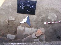 Cronica Cercetărilor Arheologice din România, Campania 2011. Raportul nr. 114, Drobeta-Turnu Severin, Parcul General Dragalina (Zeren; Zeuriuenses; Zwun)<br /><a href='CronicaCAfotografii/2011/114/plansa-xx.jpg' target=_blank>Priveşte aceeaşi imagine într-o fereastră nouă</a>, Drobeta-Turnu Severin, Parcul General Dragalina (Zeren; Zeuriuenses; Zwun)<br /><a href='https://ran.cimec.ro/RANatasamente/i1/8DA88FCA588D41F89C7339A7E926C845.jpg' target=_blank>Priveşte aceeaşi imagine într-o fereastră nouă</a>. Titlu: 1. Inel din argint cu inscripție, secolele XIV-XV. 2. Cămașă de zale din fier, secolul al XV-lea. 3 - Fotografie din timpul descoperirii tezaurului monetar compus din 159 de monede de argint, din 2011.. Sursa: Marian Iulian Neagoe, Cetatea medievală a Severinului, centru de putere la Porțile de Fier, MJM, Craiova, 2021, pp. 28-29, 165, planșa XXX/1, 2, 3, p. 194, Drobeta-Turnu Severin, Parcul General Dragalina (Zeren; Zeuriuenses; Zwun)<br /><a href='https://ran.cimec.ro/RANatasamente/i1/6E16DBA227134F4F868AB263468C32E3.jpg' target=_blank>Priveşte aceeaşi imagine într-o fereastră nouă</a>. Titlu: Fotografie a suprafeței Sp. V/2011, cercetate în spațiul intermediar de vest dintre incinte. 2. Desen al profilului de sud al suprafeței Sp. V/2011. Sursa: Marian Iulian Neagoe, Cetatea medievală a Severinului, centru de putere la Porțile de Fier, MJM, Craiova, 2021, pp. 28-29, 165, planșa VII/1, 2, p. 171, Drobeta-Turnu Severin, Parcul General Dragalina (Zeren; Zeuriuenses; Zwun)<br /><a href='https://ran.cimec.ro/RANatasamente/i1/DE66F1E8B8B8441A866EC68574A8DEA0.jpg' target=_blank>Priveşte aceeaşi imagine într-o fereastră nouă</a>. Titlu: Fotografie a suprafeței Sp. VII/2011, cercetate în spațiul de vest dintre incinte. 2 - Fotografie cu profilul de nord suprafeței Sp. VII/2011. Sursa: Marian Iulian Neagoe, Cetatea medievală a Severinului, centru de putere la Porțile de Fier, MJM, Craiova, 2021, pp. 28-29, 165, planșa VIII/1,2, p. 172, Drobeta-Turnu Severin, Parcul General Dragalina (Zeren; Zeuriuenses; Zwun)<br /><a href='https://ran.cimec.ro/RANatasamente/i1/44DDB4003B7F49A1A7C77B261CF48551.jpg' target=_blank>Priveşte aceeaşi imagine într-o fereastră nouă</a>. Titlu: Fotografie cu turnul de poartă de pe latura nordică a primei incinte (Sp. IX/2011). 2 - Desenul profilului de nord al suprafeței Sp. IX/2011. Sursa: Marian Iulian Neagoe, Cetatea medievală a Severinului, centru de putere la Porțile de Fier, MJM, Craiova, 2021, pp. 28-29, 165, planșa IX/1,2, p. 173, Drobeta-Turnu Severin, Parcul General Dragalina (Zeren; Zeuriuenses; Zwun)<br /><a href='https://ran.cimec.ro/RANatasamente/i1/99F321ECC4B449719BEFF5BFEFA7B369.jpg' target=_blank>Priveşte aceeaşi imagine într-o fereastră nouă</a>. Titlu: Planul Cetății Severinului - ultimele cercetări arheologice. Sursa: Marian Iulian Neagoe, Cetatea medievală a Severinului, centru de putere la Porțile de Fier, MJM, Craiova, 2021, pp. 28-29, 165, planșa IV, p. 170, Drobeta-Turnu Severin, Parcul General Dragalina (Zeren; Zeuriuenses; Zwun)<br /><a href='https://ran.cimec.ro/RANatasamente/i1/9B59A34E955A45ABB2ED8C1111841DB6.jpg' target=_blank>Priveşte aceeaşi imagine într-o fereastră nouă</a>. Titlu: Planul turnului intermediar de est al incintei interioare, cu ruinele bisericilor I-II și amplasarea mormintelor descoperite în 1939-1940, 2011 și 2013. Sursa: Marian Iulian Neagoe, Cetatea medievală a Severinului, centru de putere la Porțile de Fier, MJM, Craiova, 2021, pp. 28-29, 165, planșa X, p. 174, Drobeta-Turnu Severin, Parcul General Dragalina (Zeren; Zeuriuenses; Zwun)<br /><a href='https://ran.cimec.ro/RANatasamente/i1/CF058F8C276D4A1F9EA598077034D0E2.jpg' target=_blank>Priveşte aceeaşi imagine într-o fereastră nouă</a>. Titlu: Ruinele Cetății Severinului. Sursa: Marian Iulian Neagoe, Cetatea medievală a Severinului, centru de putere la Porțile de Fier, MJM, Craiova, 2021, pp. 28-29, 165, planșa IV/2, p. 168, Drobeta-Turnu Severin, Parcul General Dragalina (Zeren; Zeuriuenses; Zwun)<br /><a href='https://ran.cimec.ro/RANatasamente/i2/98DE2E8C636A45F798707E1A5417D422.jpg' target=_blank>Priveşte aceeaşi imagine într-o fereastră nouă</a>. Autor: Crăciunescu Gabriel etl all. Titlu: Artefacte descoperite în timpul cercetărilor din 2011. Sursa: Gabriel Crăciunescu, Marin Iulian Neagoe, Oana Minodora Neagoe, Raport de cercetare arheologică, situl „Cetatea Severinului, Muzeul Regiunii Porților de Fier, Drobeta Turnu Severin, 28.07.2011, Drobeta-Turnu Severin, Parcul General Dragalina (Zeren; Zeuriuenses; Zwun)<br /><a href='https://ran.cimec.ro/RANatasamente/i2/3104BC85CA1C4739867BE6D67F62F06D.jpg' target=_blank>Priveşte aceeaşi imagine într-o fereastră nouă</a>. Autor: Crăciunescu Gabriel etl all. Titlu: Artefacte din bronz descoperite în 2011. Sursa: Gabriel Crăciunescu, Marin Iulian Neagoe, Oana Minodora Neagoe, Raport de cercetare arheologică, situl „Cetatea Severinului, Muzeul Regiunii Porților de Fier, Drobeta Turnu Severin, 28.07.2011, Drobeta-Turnu Severin, Parcul General Dragalina (Zeren; Zeuriuenses; Zwun)<br /><a href='https://ran.cimec.ro/RANatasamente/i2/5A207B29CA8A4224A9843FF32D442143.jpg' target=_blank>Priveşte aceeaşi imagine într-o fereastră nouă</a>. Autor: Crăciunescu Gabriel etl all. Titlu: Artefacte din fier. Sursa: Gabriel Crăciunescu, Marin Iulian Neagoe, Oana Minodora Neagoe, Raport de cercetare arheologică, situl „Cetatea Severinului, Muzeul Regiunii Porților de Fier, Drobeta Turnu Severin, 28.07.2011, Drobeta-Turnu Severin, Parcul General Dragalina (Zeren; Zeuriuenses; Zwun)<br /><a href='https://ran.cimec.ro/RANatasamente/i2/4028B464A91C41AEAD07D0FB4ACB176E.jpg' target=_blank>Priveşte aceeaşi imagine într-o fereastră nouă</a>. Autor: Crăciunescu Gabriel etl all. Titlu: Artefacte din fier. Sursa: Gabriel Crăciunescu, Marin Iulian Neagoe, Oana Minodora Neagoe, Raport de cercetare arheologică, situl „Cetatea Severinului, Muzeul Regiunii Porților de Fier, Drobeta Turnu Severin, 28.07.2011, Drobeta-Turnu Severin, Parcul General Dragalina (Zeren; Zeuriuenses; Zwun)<br /><a href='https://ran.cimec.ro/RANatasamente/i2/52C73A3BE46C4D198996D78E798F5C80.jpg' target=_blank>Priveşte aceeaşi imagine într-o fereastră nouă</a>. Autor: Crăciunescu Gabriel etl all. Titlu: Artefacte din fier descoperite în 2011. Sursa: Gabriel Crăciunescu, Marin Iulian Neagoe, Oana Minodora Neagoe, Raport de cercetare arheologică, situl „Cetatea Severinului, Muzeul Regiunii Porților de Fier, Drobeta Turnu Severin, 28.07.2011, Drobeta-Turnu Severin, Parcul General Dragalina (Zeren; Zeuriuenses; Zwun)<br /><a href='https://ran.cimec.ro/RANatasamente/i2/80A2E4DD53D24680AFF56EB33448ED91.jpg' target=_blank>Priveşte aceeaşi imagine într-o fereastră nouă</a>. Autor: Crăciunescu Gabriel etl all. Titlu: Artefacte din fier descoperite în 2011. Sursa: Gabriel Crăciunescu, Marin Iulian Neagoe, Oana Minodora Neagoe, Raport de cercetare arheologică, situl „Cetatea Severinului, Muzeul Regiunii Porților de Fier, Drobeta Turnu Severin, 28.07.2011, Drobeta-Turnu Severin, Parcul General Dragalina (Zeren; Zeuriuenses; Zwun)<br /><a href='https://ran.cimec.ro/RANatasamente/i2/2CDA62FB5C474C8AAC5BFD0CCC64AEF3.jpg' target=_blank>Priveşte aceeaşi imagine într-o fereastră nouă</a>. Autor: Crăciunescu Gabriel etl all. Titlu: Artefacte din fier descoperite în 2011. Sursa: Gabriel Crăciunescu, Marin Iulian Neagoe, Oana Minodora Neagoe, Raport de cercetare arheologică, situl „Cetatea Severinului, Muzeul Regiunii Porților de Fier, Drobeta Turnu Severin, 28.07.2011, Drobeta-Turnu Severin, Parcul General Dragalina (Zeren; Zeuriuenses; Zwun)<br /><a href='https://ran.cimec.ro/RANatasamente/i2/E1F8A93AF6E34BD585D4D1B8C9E66654.jpg' target=_blank>Priveşte aceeaşi imagine într-o fereastră nouă</a>. Autor: Crăciunescu Gabriel etl all. Titlu: Artefacte din os. Sursa: Gabriel Crăciunescu, Marin Iulian Neagoe, Oana Minodora Neagoe, Raport de cercetare arheologică, situl „Cetatea Severinului, Muzeul Regiunii Porților de Fier, Drobeta Turnu Severin, 28.07.2011, Drobeta-Turnu Severin, Parcul General Dragalina (Zeren; Zeuriuenses; Zwun)<br /><a href='https://ran.cimec.ro/RANatasamente/i2/6CA8419AE73D48E3885162BEB24776A1.jpg' target=_blank>Priveşte aceeaşi imagine într-o fereastră nouă</a>. Autor: Crăciunescu Gabriel etl all. Titlu: Ceramică medievală. Sursa: Gabriel Crăciunescu, Marin Iulian Neagoe, Oana Minodora Neagoe, Raport de cercetare arheologică, situl „Cetatea Severinului, Muzeul Regiunii Porților de Fier, Drobeta Turnu Severin, 28.07.2011, Drobeta-Turnu Severin, Parcul General Dragalina (Zeren; Zeuriuenses; Zwun)<br /><a href='https://ran.cimec.ro/RANatasamente/i2/647DEE49018E4ABF9DE1181F69B58F62.jpg' target=_blank>Priveşte aceeaşi imagine într-o fereastră nouă</a>. Autor: Crăciunescu Gabriel etl all. Titlu: Ceramică medievală. Sursa: Gabriel Crăciunescu, Marin Iulian Neagoe, Oana Minodora Neagoe, Raport de cercetare arheologică, situl „Cetatea Severinului, Muzeul Regiunii Porților de Fier, Drobeta Turnu Severin, 28.07.2011, Drobeta-Turnu Severin, Parcul General Dragalina (Zeren; Zeuriuenses; Zwun)<br /><a href='https://ran.cimec.ro/RANatasamente/i2/B8FEBC213EB94F348E734B41A0FFFEC6.jpg' target=_blank>Priveşte aceeaşi imagine într-o fereastră nouă</a>. Autor: Crăciunescu Gabriel etl all. Titlu: Ceramică medievală. Sursa: Gabriel Crăciunescu, Marin Iulian Neagoe, Oana Minodora Neagoe, Raport de cercetare arheologică, situl „Cetatea Severinului, Muzeul Regiunii Porților de Fier, Drobeta Turnu Severin, 28.07.2011, Drobeta-Turnu Severin, Parcul General Dragalina (Zeren; Zeuriuenses; Zwun)<br /><a href='https://ran.cimec.ro/RANatasamente/i2/0679FBA7D1A34E518E4C0A3417695CAC.jpg' target=_blank>Priveşte aceeaşi imagine într-o fereastră nouă</a>. Autor: Crăciunescu Gabriel etl all. Titlu: Ceramică medievală descoperită în 2011. Sursa: Gabriel Crăciunescu, Marin Iulian Neagoe, Oana Minodora Neagoe, Raport de cercetare arheologică, situl „Cetatea Severinului, Muzeul Regiunii Porților de Fier, Drobeta Turnu Severin, 28.07.2011, Drobeta-Turnu Severin, Parcul General Dragalina (Zeren; Zeuriuenses; Zwun)<br /><a href='https://ran.cimec.ro/RANatasamente/i2/A6A9CF68A2EC4EE684D7B4881E10434A.jpg' target=_blank>Priveşte aceeaşi imagine într-o fereastră nouă</a>. Autor: Crăciunescu Gabriel etl all. Titlu: Ceramică medievală descoperită în 2011. Sursa: Gabriel Crăciunescu, Marin Iulian Neagoe, Oana Minodora Neagoe, Raport de cercetare arheologică, situl „Cetatea Severinului, Muzeul Regiunii Porților de Fier, Drobeta Turnu Severin, 28.07.2011, Drobeta-Turnu Severin, Parcul General Dragalina (Zeren; Zeuriuenses; Zwun)<br /><a href='https://ran.cimec.ro/RANatasamente/i2/53DF13AE9CB04E25B8D7FC92ACF06644.jpg' target=_blank>Priveşte aceeaşi imagine într-o fereastră nouă</a>. Autor: Crăciunescu Gabriel etl all. Titlu: Ceramică medievală descoperită în 2011. Sursa: Gabriel Crăciunescu, Marin Iulian Neagoe, Oana Minodora Neagoe, Raport de cercetare arheologică, situl „Cetatea Severinului, Muzeul Regiunii Porților de Fier, Drobeta Turnu Severin, 28.07.2011, Drobeta-Turnu Severin, Parcul General Dragalina (Zeren; Zeuriuenses; Zwun)<br /><a href='https://ran.cimec.ro/RANatasamente/i2/124896545A6D4B63BBD0B20247D5F5C7.jpg' target=_blank>Priveşte aceeaşi imagine într-o fereastră nouă</a>. Autor: Crăciunescu Gabriel etl all. Titlu: Ceramică medievală descoperită în 2011. Sursa: Gabriel Crăciunescu, Marin Iulian Neagoe, Oana Minodora Neagoe, Raport de cercetare arheologică, situl „Cetatea Severinului, Muzeul Regiunii Porților de Fier, Drobeta Turnu Severin, 28.07.2011, Drobeta-Turnu Severin, Parcul General Dragalina (Zeren; Zeuriuenses; Zwun)<br /><a href='https://ran.cimec.ro/RANatasamente/i2/A42492F9C1054CF9ACA2A4D8E7F1D831.jpg' target=_blank>Priveşte aceeaşi imagine într-o fereastră nouă</a>. Autor: Crăciunescu Gabriel etl all. Titlu: Ceramică medievală descoperită în 2011. Sursa: Gabriel Crăciunescu, Marin Iulian Neagoe, Oana Minodora Neagoe, Raport de cercetare arheologică, situl „Cetatea Severinului, Muzeul Regiunii Porților de Fier, Drobeta Turnu Severin, 28.07.2011, Drobeta-Turnu Severin, Parcul General Dragalina (Zeren; Zeuriuenses; Zwun)<br /><a href='https://ran.cimec.ro/RANatasamente/i2/79BC6E3E2B8349EAAA5E1BC9A18F75CD.jpg' target=_blank>Priveşte aceeaşi imagine într-o fereastră nouă</a>. Autor: Crăciunescu Gabriel etl all. Titlu: Ceramică medievală descoperită în 2011. Sursa: Gabriel Crăciunescu, Marin Iulian Neagoe, Oana Minodora Neagoe, Raport de cercetare arheologică, situl „Cetatea Severinului, Muzeul Regiunii Porților de Fier, Drobeta Turnu Severin, 28.07.2011, Drobeta-Turnu Severin, Parcul General Dragalina (Zeren; Zeuriuenses; Zwun)<br /><a href='https://ran.cimec.ro/RANatasamente/i2/A76E2D779708437E9D019C82D59B6A6B.jpg' target=_blank>Priveşte aceeaşi imagine într-o fereastră nouă</a>. Autor: Crăciunescu Gabriel etl all. Titlu: Ceramică medievală descoperită în 2011. Sursa: Gabriel Crăciunescu, Marin Iulian Neagoe, Oana Minodora Neagoe, Raport de cercetare arheologică, situl „Cetatea Severinului, Muzeul Regiunii Porților de Fier, Drobeta Turnu Severin, 28.07.2011, Drobeta-Turnu Severin, Parcul General Dragalina (Zeren; Zeuriuenses; Zwun)<br /><a href='https://ran.cimec.ro/RANatasamente/i2/22218E80DD2D436EA5CF2B7646CC58BF.jpg' target=_blank>Priveşte aceeaşi imagine într-o fereastră nouă</a>. Autor: Crăciunescu Gabriel etl all. Titlu: Cercetare magnetometrică. Sursa: Gabriel Crăciunescu, Marin Iulian Neagoe, Oana Minodora Neagoe, Raport de cercetare arheologică, situl „Cetatea Severinului, Muzeul Regiunii Porților de Fier, Drobeta Turnu Severin, 28.07.2011, Drobeta-Turnu Severin, Parcul General Dragalina (Zeren; Zeuriuenses; Zwun)<br /><a href='https://ran.cimec.ro/RANatasamente/i2/CE6F320F7E064952ACFE218943E3319A.jpg' target=_blank>Priveşte aceeaşi imagine într-o fereastră nouă</a>. Autor: Crăciunescu Gabriel etl all. Titlu: Cercetare magnetometrică. Sursa: Gabriel Crăciunescu, Marin Iulian Neagoe, Oana Minodora Neagoe, Raport de cercetare arheologică, situl „Cetatea Severinului, Muzeul Regiunii Porților de Fier, Drobeta Turnu Severin, 28.07.2011, Drobeta-Turnu Severin, Parcul General Dragalina (Zeren; Zeuriuenses; Zwun)<br /><a href='https://ran.cimec.ro/RANatasamente/i2/34C6D66F48B74F0790782E0E448D0432.jpg' target=_blank>Priveşte aceeaşi imagine într-o fereastră nouă</a>. Autor: Crăciunescu Gabriel etl all. Titlu: Fântână. Sursa: Gabriel Crăciunescu, Marin Iulian Neagoe, Oana Minodora Neagoe, Raport de cercetare arheologică, situl „Cetatea Severinului, Muzeul Regiunii Porților de Fier, Drobeta Turnu Severin, 28.07.2011, Drobeta-Turnu Severin, Parcul General Dragalina (Zeren; Zeuriuenses; Zwun)<br /><a href='https://ran.cimec.ro/RANatasamente/i2/1CAF8105A87940089D4CB506D34DC861.jpg' target=_blank>Priveşte aceeaşi imagine într-o fereastră nouă</a>. Autor: Crăciunescu Gabriel etl all. Titlu: Fotografie de complex arheologic. Sursa: Gabriel Crăciunescu, Marin Iulian Neagoe, Oana Minodora Neagoe, Raport de cercetare arheologică, situl „Cetatea Severinului, Muzeul Regiunii Porților de Fier, Drobeta Turnu Severin, 28.07.2011, Drobeta-Turnu Severin, Parcul General Dragalina (Zeren; Zeuriuenses; Zwun)<br /><a href='https://ran.cimec.ro/RANatasamente/i2/9E23AC268FB94B519529D8EFB2B612D5.jpg' target=_blank>Priveşte aceeaşi imagine într-o fereastră nouă</a>. Autor: Crăciunescu Gabriel etl all. Titlu: Fotografie de complex arheologic. Sursa: Gabriel Crăciunescu, Marin Iulian Neagoe, Oana Minodora Neagoe, Raport de cercetare arheologică, situl „Cetatea Severinului, Muzeul Regiunii Porților de Fier, Drobeta Turnu Severin, 28.07.2011, Drobeta-Turnu Severin, Parcul General Dragalina (Zeren; Zeuriuenses; Zwun)<br /><a href='https://ran.cimec.ro/RANatasamente/i2/50AC00A5C2C943F3B867CAC862F2C7F6.jpg' target=_blank>Priveşte aceeaşi imagine într-o fereastră nouă</a>. Autor: Crăciunescu Gabriel etl all. Titlu: Fotografie de complex arheologic. Sursa: Gabriel Crăciunescu, Marin Iulian Neagoe, Oana Minodora Neagoe, Raport de cercetare arheologică, situl „Cetatea Severinului, Muzeul Regiunii Porților de Fier, Drobeta Turnu Severin, 28.07.2011, Drobeta-Turnu Severin, Parcul General Dragalina (Zeren; Zeuriuenses; Zwun)<br /><a href='https://ran.cimec.ro/RANatasamente/i2/297C51AB49274FC8AF8672CDA684E38E.jpg' target=_blank>Priveşte aceeaşi imagine într-o fereastră nouă</a>. Autor: Crăciunescu Gabriel etl all. Titlu: Fotografie de complex arheologic. Sursa: Gabriel Crăciunescu, Marin Iulian Neagoe, Oana Minodora Neagoe, Raport de cercetare arheologică, situl „Cetatea Severinului, Muzeul Regiunii Porților de Fier, Drobeta Turnu Severin, 28.07.2011, Drobeta-Turnu Severin, Parcul General Dragalina (Zeren; Zeuriuenses; Zwun)<br /><a href='https://ran.cimec.ro/RANatasamente/i2/FFAC0ED4293B4241AC1B6E868660489B.jpg' target=_blank>Priveşte aceeaşi imagine într-o fereastră nouă</a>. Autor: Crăciunescu Gabriel etl all. Titlu: Fotografie de complex arheologic. Sursa: Gabriel Crăciunescu, Marin Iulian Neagoe, Oana Minodora Neagoe, Raport de cercetare arheologică, situl „Cetatea Severinului, Muzeul Regiunii Porților de Fier, Drobeta Turnu Severin, 28.07.2011, Drobeta-Turnu Severin, Parcul General Dragalina (Zeren; Zeuriuenses; Zwun)<br /><a href='https://ran.cimec.ro/RANatasamente/i2/BD13E15030FF44F9844D5B8824692E22.jpg' target=_blank>Priveşte aceeaşi imagine într-o fereastră nouă</a>. Autor: Crăciunescu Gabriel etl all. Titlu: Fotografie de complex arheologic. Sursa: Gabriel Crăciunescu, Marin Iulian Neagoe, Oana Minodora Neagoe, Raport de cercetare arheologică, situl „Cetatea Severinului, Muzeul Regiunii Porților de Fier, Drobeta Turnu Severin, 28.07.2011, Drobeta-Turnu Severin, Parcul General Dragalina (Zeren; Zeuriuenses; Zwun)<br /><a href='https://ran.cimec.ro/RANatasamente/i2/CC298F000CBF423AA2843AE8FBFAEAAF.jpg' target=_blank>Priveşte aceeaşi imagine într-o fereastră nouă</a>. Autor: Crăciunescu Gabriel etl all. Titlu: Fotografie de complex arheologic. Sursa: Gabriel Crăciunescu, Marin Iulian Neagoe, Oana Minodora Neagoe, Raport de cercetare arheologică, situl „Cetatea Severinului, Muzeul Regiunii Porților de Fier, Drobeta Turnu Severin, 28.07.2011, Drobeta-Turnu Severin, Parcul General Dragalina (Zeren; Zeuriuenses; Zwun)<br /><a href='https://ran.cimec.ro/RANatasamente/i2/1741026D461B409FA36C91F2E019E89A.jpg' target=_blank>Priveşte aceeaşi imagine într-o fereastră nouă</a>. Autor: Crăciunescu Gabriel etl all. Titlu: Fotografie de complex arheologic. Sursa: Gabriel Crăciunescu, Marin Iulian Neagoe, Oana Minodora Neagoe, Raport de cercetare arheologică, situl „Cetatea Severinului, Muzeul Regiunii Porților de Fier, Drobeta Turnu Severin, 28.07.2011, Drobeta-Turnu Severin, Parcul General Dragalina (Zeren; Zeuriuenses; Zwun)<br /><a href='https://ran.cimec.ro/RANatasamente/i2/6EEC6BE17F8D4F2DA8D1FC7DE89232E3.jpg' target=_blank>Priveşte aceeaşi imagine într-o fereastră nouă</a>. Autor: Crăciunescu Gabriel etl all. Titlu: Fotografie de complex arheologic. Sursa: Gabriel Crăciunescu, Marin Iulian Neagoe, Oana Minodora Neagoe, Raport de cercetare arheologică, situl „Cetatea Severinului, Muzeul Regiunii Porților de Fier, Drobeta Turnu Severin, 28.07.2011