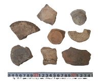 , Ciupercenii Vechi, Nisipeni<br /><a href='https://ran.cimec.ro/RANatasamente/i3/9D90AE3ACC1A4082BF2B04EBA4343FB4.jpg' target=_blank>Priveşte aceeaşi imagine într-o fereastră nouă</a>. Autor: Dorel Bondoc. Titlu: Artefacte descoperite în urma cercetărilor de suprafață. Sursa: Dorel Bondoc, Siturile arheologice de pe raza localităților Calafat, Ciupercenii Vechi, Golenți și Basarabi, județul Dolj, 2025, p. 90, fig. 65