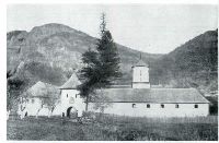 , Polovragi<br /><a href='https://ran.cimec.ro/RANatasamente/i3/605695ECAC71407F8D7CAF830BB40EAD.jpg' target=_blank>Priveşte aceeaşi imagine într-o fereastră nouă</a>. Autor: Alexandru Ștefulescu. Titlu: Vedere generală cu Mănăstirea Polovragi la începutul secolului al XX-lea. Sursa: Aurelian Sacerdoțeanu, Polovragi, Polovragi<br /><a href='https://ran.cimec.ro/RANatasamente/i3/76C3D74444524252AD0D898D78E3FA6A.jpg' target=_blank>Priveşte aceeaşi imagine într-o fereastră nouă</a>. Autor: Alexandru Ștefulescu; Nicolae Ghika-Budești. Titlu: Vederi și planul mănăstirii la începutul secolului al XX-lea. Sursa: Aurelian Sacerdoțeanu, Polovragi, Polovragi<br /><a href='https://ran.cimec.ro/RANatasamente/i3/F27E6B635E3045DD83159F72C0BEF02F.jpg' target=_blank>Priveşte aceeaşi imagine într-o fereastră nouă</a>. Autor: Dumitriu Octavian, Berbecaru C-tin, Florescu Letiţ. Titlu: Planul incintei și al bisericii. Sursa: Mănăstirea Polovragi, (GJ-II-a-A-09356) (no date) Mănăstirea Polovragi. Available at: https://relevee.uauim.ro/m466/ (Accessed: 28 August 2025)., Polovragi<br /><a href='https://ran.cimec.ro/RANatasamente/i3/B932CAD0FA3A43E58236C6EA17ADE655.jpg' target=_blank>Priveşte aceeaşi imagine într-o fereastră nouă</a>. Autor: Florin Dimitriu. Titlu: Colțul de nord-vest al incintei. Sursa: Fototeca Direcției Monumentelor Istorice, Polovragi<br /><a href='https://ran.cimec.ro/RANatasamente/i3/9147FB834E6841128E797BC9761138C6.jpg' target=_blank>Priveşte aceeaşi imagine într-o fereastră nouă</a>. Autor: Florin Dimitriu. Titlu: Mănăstirea Polovragi. Vedere din nord-vest. Sursa: Fototeca Direcției Monumentelor Istorice, Polovragi<br /><a href='https://ran.cimec.ro/RANatasamente/i3/4CF4D7A01FF74885B839F945A5F4A429.jpg' target=_blank>Priveşte aceeaşi imagine într-o fereastră nouă</a>. Autor: Florin Dimitriu. Titlu: Mănăstirea Polovragi. Vedere din sud-vest. Sursa: Fototeca Direcției Monumentelor Istorice, Polovragi<br /><a href='https://ran.cimec.ro/RANatasamente/i3/5F69DFE99D854BAC92295B2AB747CD04.jpg' target=_blank>Priveşte aceeaşi imagine într-o fereastră nouă</a>. Autor: Florin Dimitriu. Titlu: Mănăstirea Polovragi. Vederi din 1961. Sursa: Fototeca Direcției Monumentelor Istorice, Polovragi<br /><a href='https://ran.cimec.ro/RANatasamente/i3/857E2C4CBC364CD1B02518E05E515B7D.jpg' target=_blank>Priveşte aceeaşi imagine într-o fereastră nouă</a>. Autor: Florin Dimitriu. Titlu: Mănăstirea Polovragi. Vederi din 1961. Sursa: Fototeca Direcției Monumentelor Istorice, Polovragi<br /><a href='https://ran.cimec.ro/RANatasamente/i3/DEE217B6FC9944AA82B2B824AD0AA384.jpg' target=_blank>Priveşte aceeaşi imagine într-o fereastră nouă</a>. Autor: Franz von Weiss. Titlu: Planul Mănăstirii Polovragi după Weiss. Sursa: Aurelian Sacerdoțeanu, Polovragi, Polovragi<br /><a href='https://ran.cimec.ro/RANatasamente/i3/3C547E70EF7C49BF823BBFEEE4FA85F8.jpg' target=_blank>Priveşte aceeaşi imagine într-o fereastră nouă</a>. Autor: Gheorghe I. Cantacuzino. Titlu: Localizarea cercetărilor arheologice din 1971-1973. Sursa: Gheorghe I. Cantacuzină, Cercetările arheologice de la Polovragi, BCMI, V, 1-4, 1994, p.11-18, Polovragi<br /><a href='https://ran.cimec.ro/RANatasamente/i3/FA1DC777954B4CC19D5807A22D401ECE.jpg' target=_blank>Priveşte aceeaşi imagine într-o fereastră nouă</a>. Autor: Gheorghe I. Cantacuzino. Titlu: Stratigrafia secțiunilor cercetate în 1971-1973. Sursa: Gheorghe I. Cantacuzină, Cercetările arheologice de la Polovragi, BCMI, V, 1-4, 1994, p.11-18, Polovragi<br /><a href='https://ran.cimec.ro/RANatasamente/i3/D2D8BBD433A947B7A5B31E0DD5D33AAB.jpg' target=_blank>Priveşte aceeaşi imagine într-o fereastră nouă</a>. Autor: Gheorghe I. Cantacuzino. Titlu: Stratigrafia secțiunilor cercetate în 1971-1973. Sursa: Gheorghe I. Cantacuzină, Cercetările arheologice de la Polovragi, BCMI, V, 1-4, 1994, p.11-18, Polovragi<br /><a href='https://ran.cimec.ro/RANatasamente/i3/20C87FDD8E344E3BBBC451B11CA78A1C.jpg' target=_blank>Priveşte aceeaşi imagine într-o fereastră nouă</a>. Autor: Gheorghe I. Cantacuzino. Titlu: Stratigrafia secțiunilor cercetate în 1971-1973. Sursa: Gheorghe I. Cantacuzină, Cercetările arheologice de la Polovragi, BCMI, V, 1-4, 1994, p.11-18, Polovragi<br /><a href='https://ran.cimec.ro/RANatasamente/i3/A27C2784872F4318B14C3227128F7F8E.jpg' target=_blank>Priveşte aceeaşi imagine într-o fereastră nouă</a>. Autor: Marian Alin Gigină. Titlu: Mănăstirea Polovragi. Sursa: Marian Alin Gigină, Mănăstirea Polovragi-Gorj și-a serbat Hramul, articol web, 2022, Polovragi<br /><a href='https://ran.cimec.ro/RANatasamente/i3/92821BC3654E4B76AB1469A0908FE5BD.jpg' target=_blank>Priveşte aceeaşi imagine într-o fereastră nouă</a>. Autor: Marian Alin Gigină. Titlu: Mănăstirea Polovragi. Sursa: Marian Alin Gigină, Mănăstirea Polovragi-Gorj și-a serbat Hramul, articol web, 2022, Polovragi<br /><a href='https://ran.cimec.ro/RANatasamente/i3/3CD83E13FAEF4ADB86D8AC84473055F5.jpg' target=_blank>Priveşte aceeaşi imagine într-o fereastră nouă</a>. Autor: Marian Alin Gigină. Titlu: Mănăstirea Polovragi. Sursa: Marian Alin Gigină, Mănăstirea Polovragi-Gorj și-a serbat Hramul, articol web, 2022, Polovragi<br /><a href='https://ran.cimec.ro/RANatasamente/i3/77FF396F93DA412E955E41CDCD0F2D37.jpg' target=_blank>Priveşte aceeaşi imagine într-o fereastră nouă</a>. Autor: Nicolae Ghika-Budești. Titlu: Mănăstirea Polovragi, vedere exterioară spre sud. Sursa: Aurelian Sacerdoțeanu, Polovragi